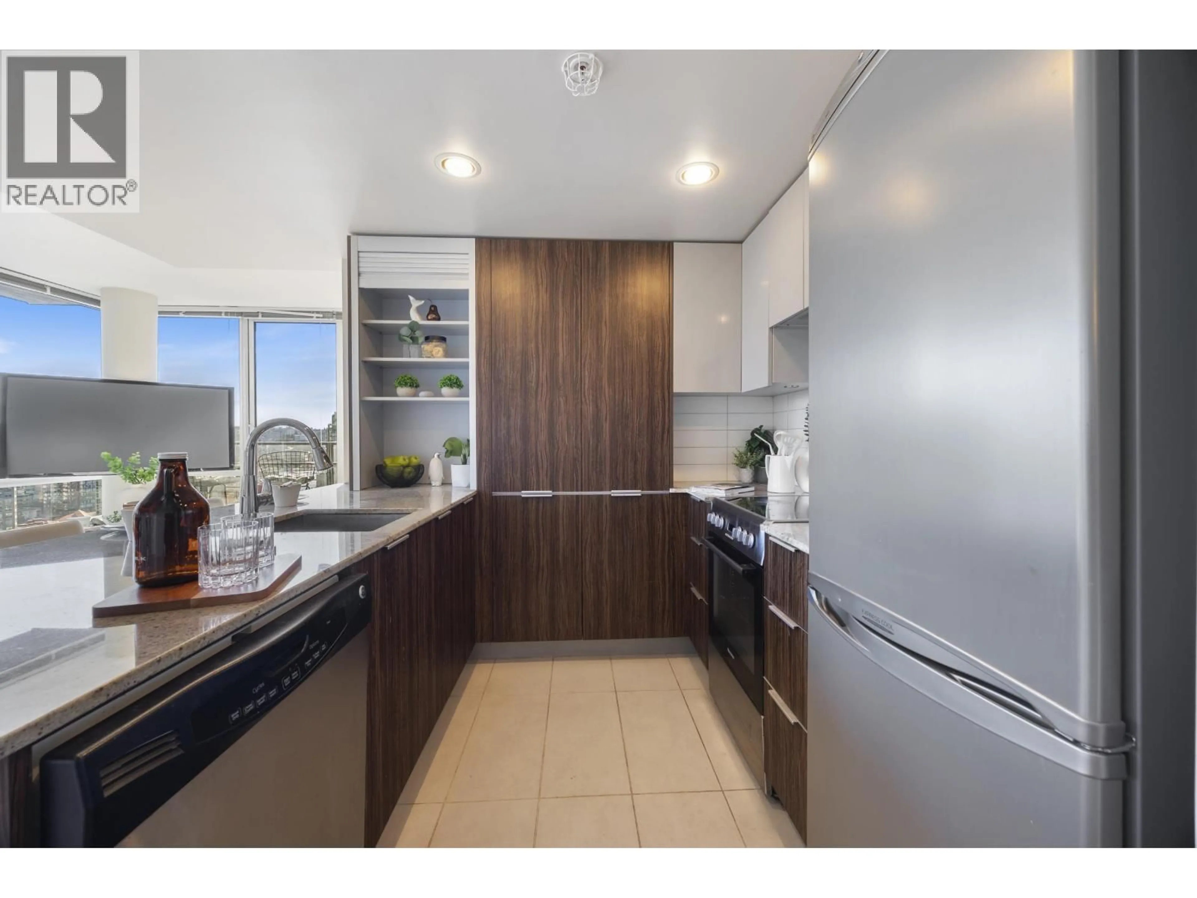 Standard kitchen, unknown for 1801 - 1088 RICHARDS STREET, Vancouver British Columbia V6B0J8