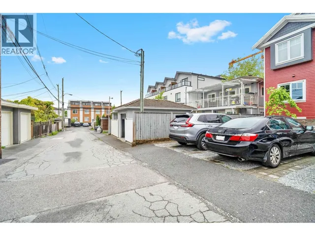 2743 DUKE STREET, Vancouver 5