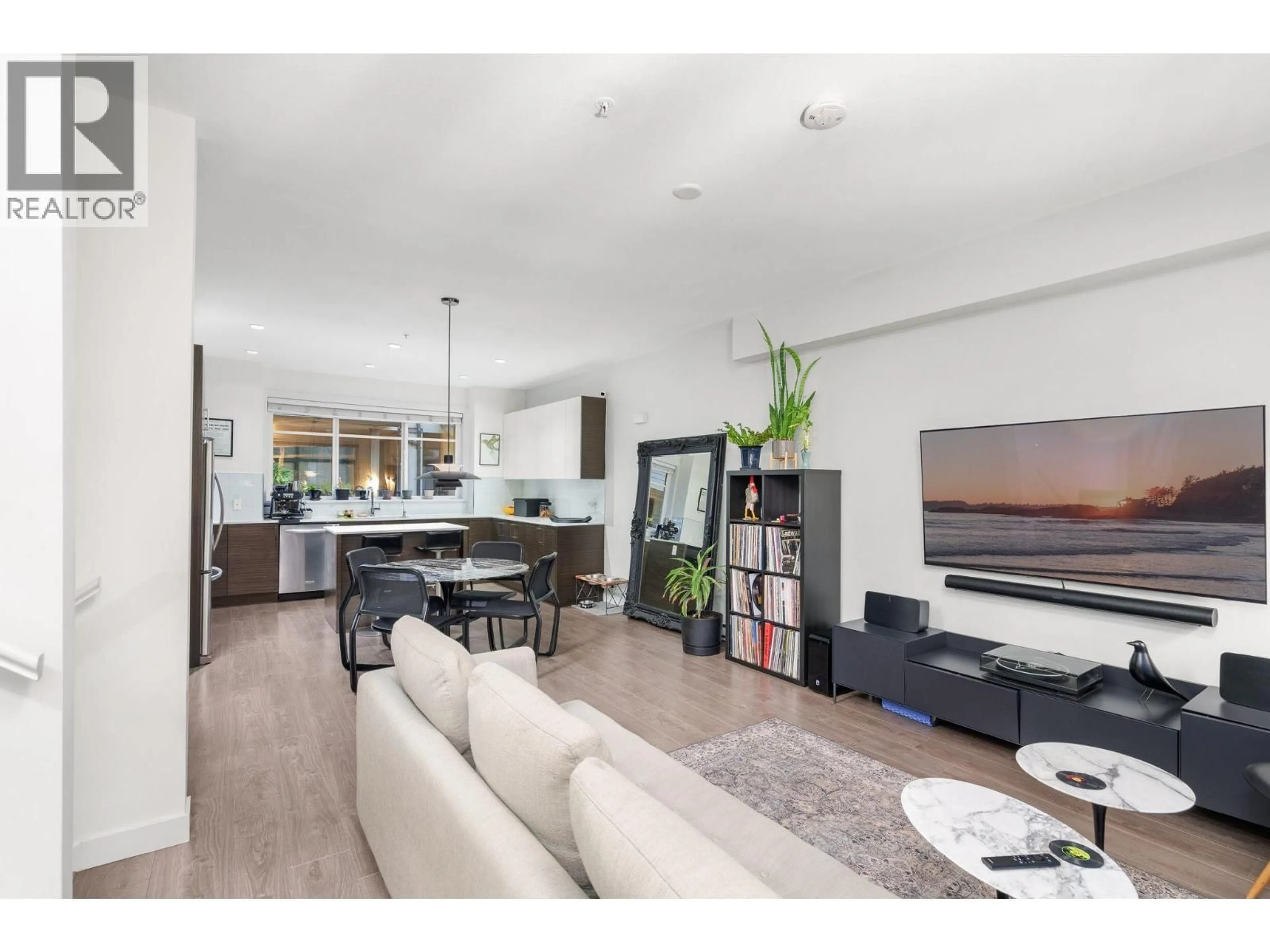 Unknown for 307 - 2135 HERITAGE PARK LANE, North Vancouver British Columbia V7H0B6