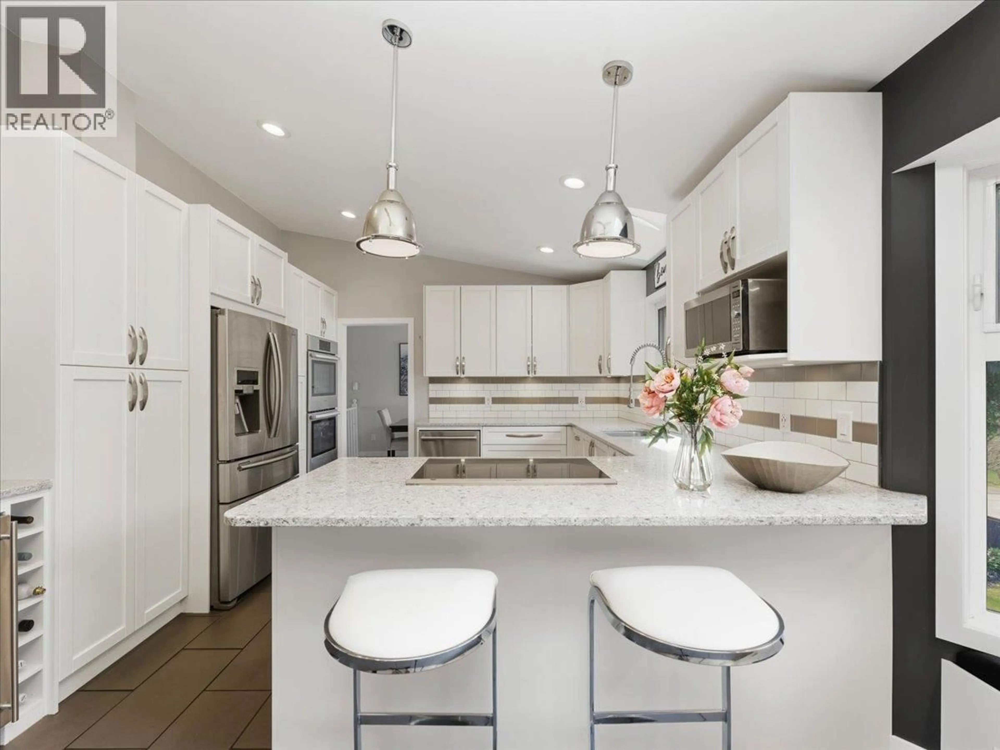 Contemporary kitchen, ceramic/tile floor for 385 HICKEY DRIVE, Coquitlam British Columbia V3K5Z4