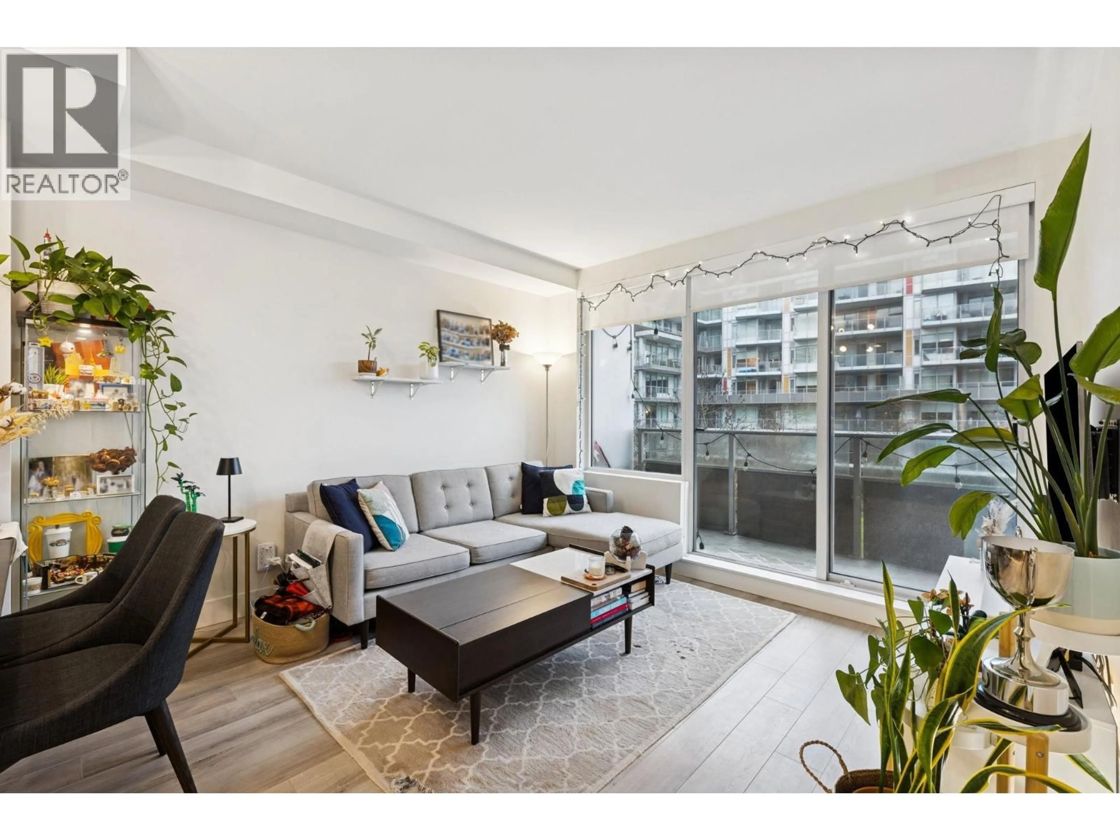 Living room with furniture, unknown for 305 - 10788 NO. 5 ROAD, Richmond British Columbia V6W0B7