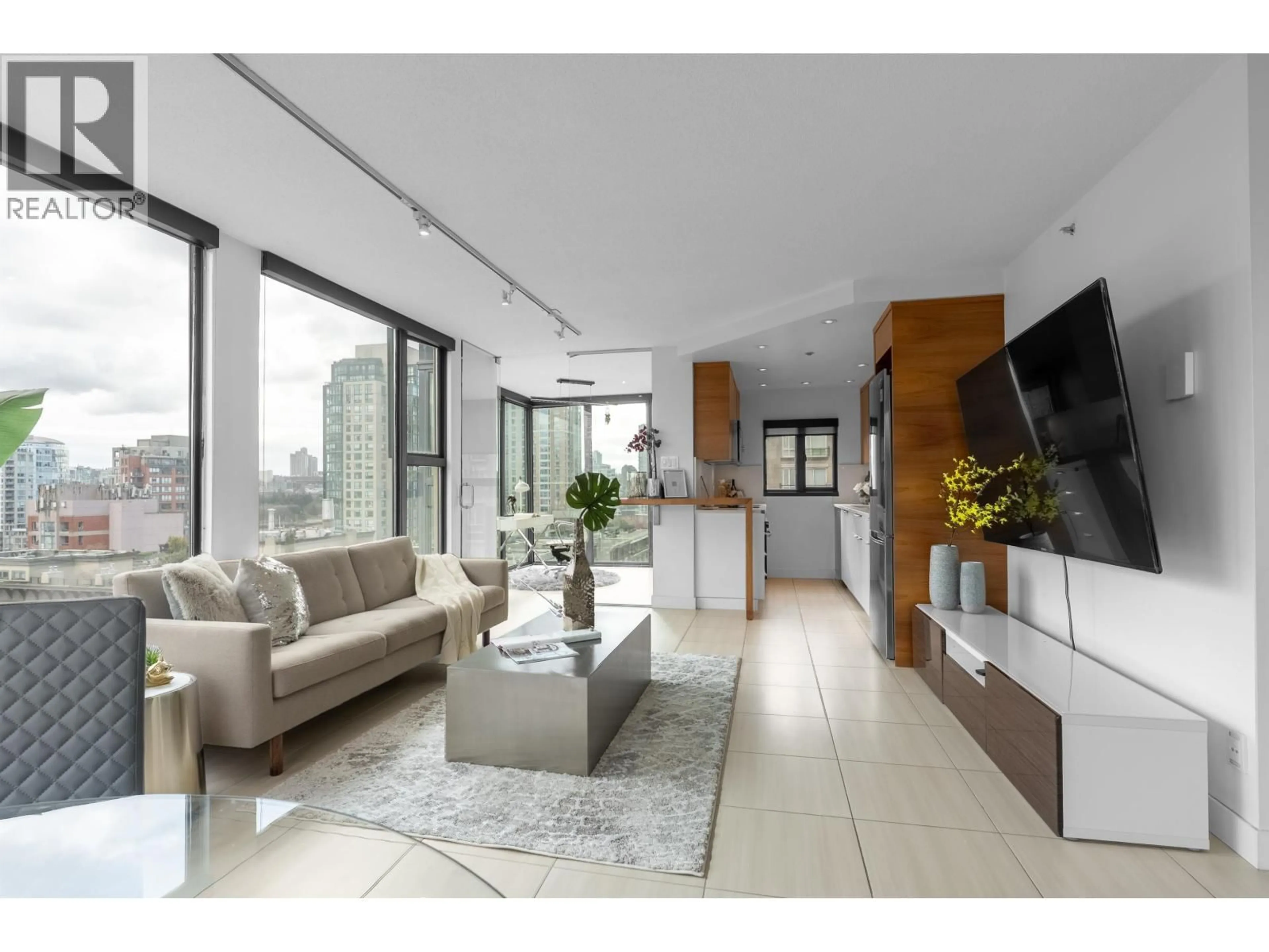 Living room with furniture, unknown for 1001 - 1155 HOMER STREET, Vancouver British Columbia V6B5T5