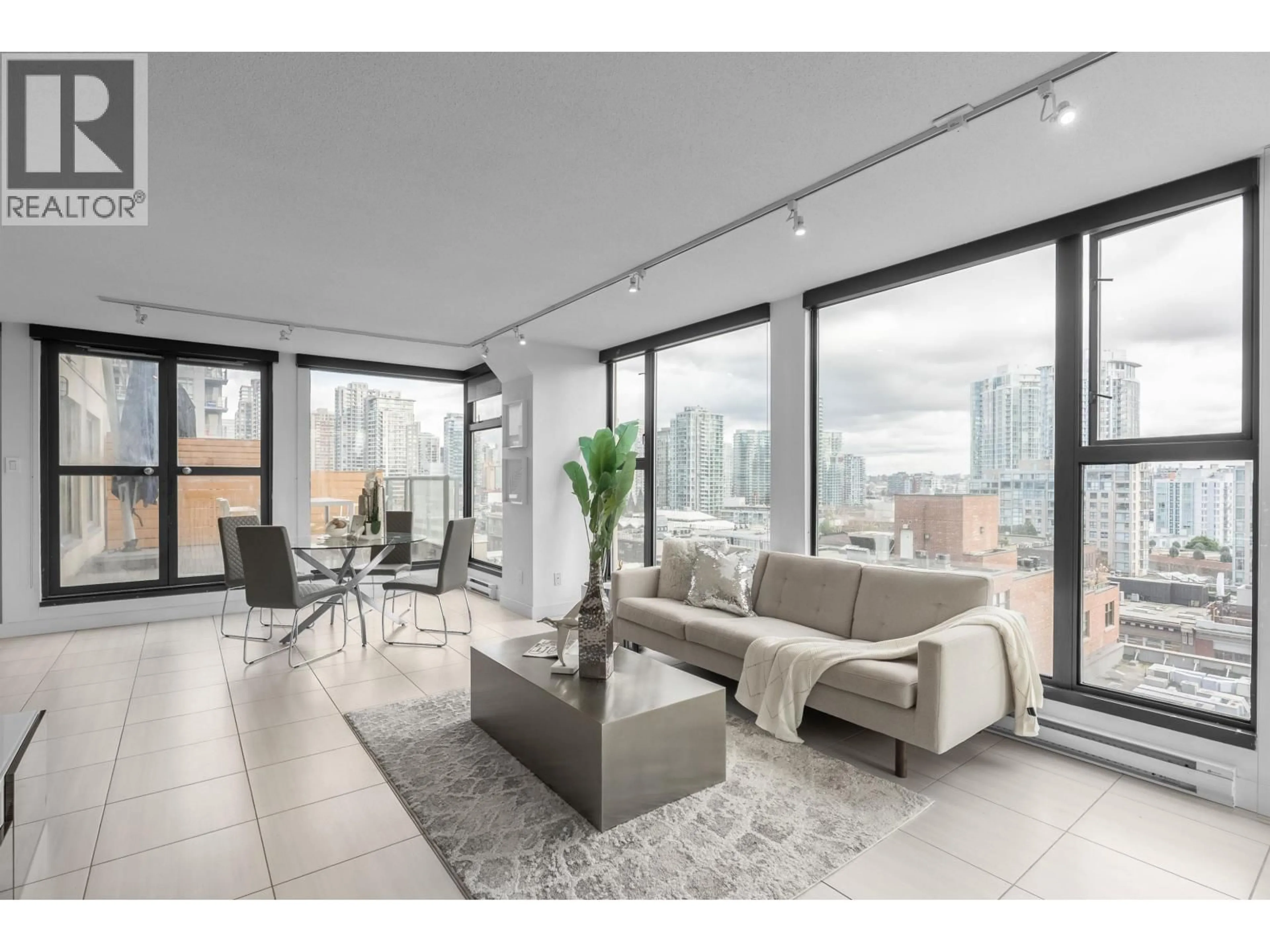 Living room with furniture, unknown for 1001 - 1155 HOMER STREET, Vancouver British Columbia V6B5T5