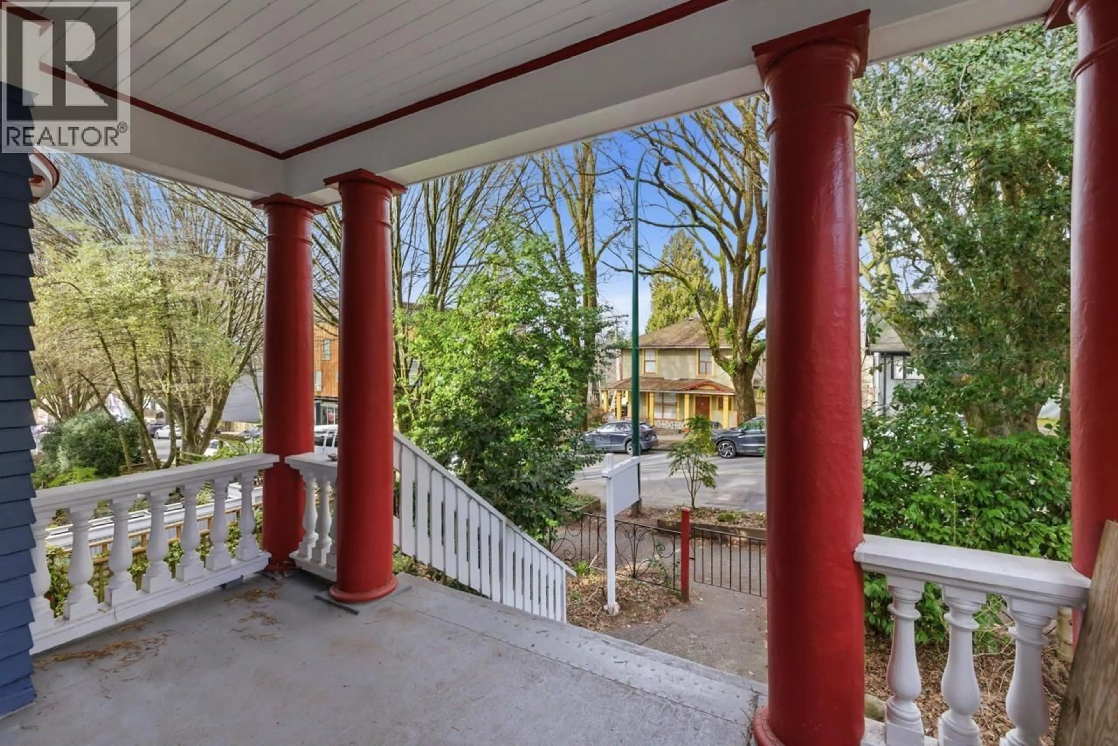 Patio, street for 1758 VENABLES STREET, Vancouver British Columbia V5L2H4