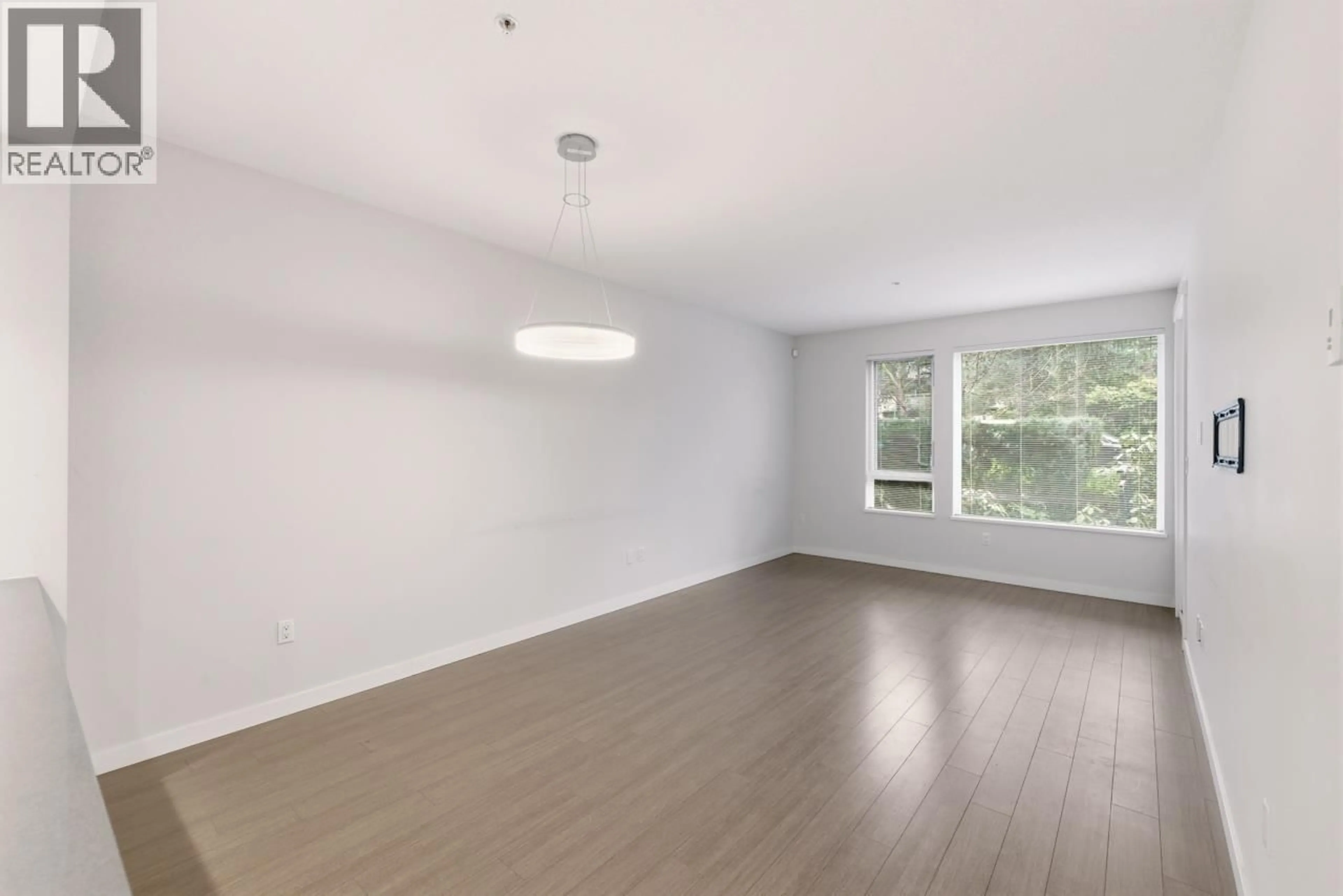 A pic of a room for 118 - 255 1ST STREET, North Vancouver British Columbia V7M3G8