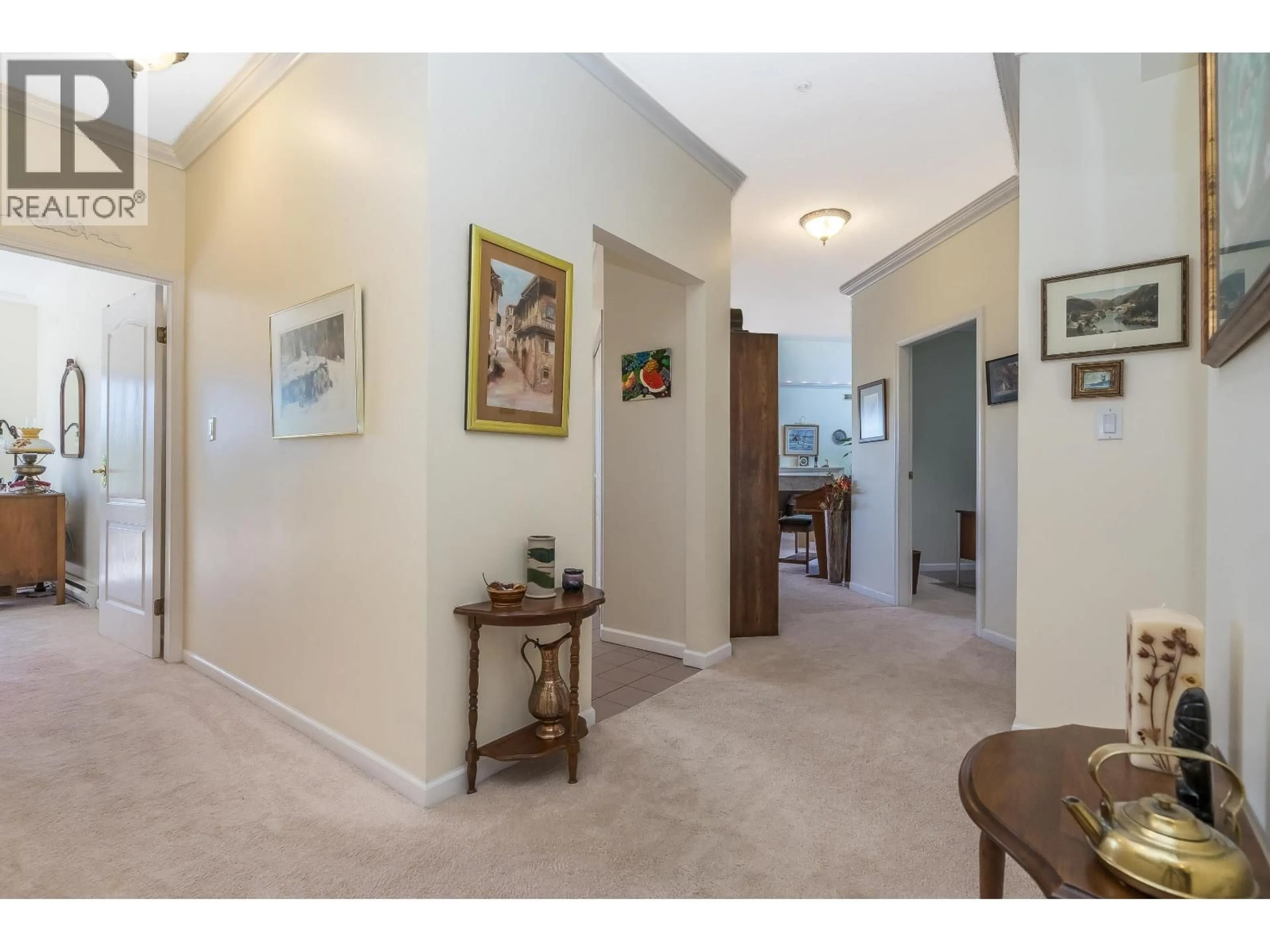 Indoor foyer for 309 - 4753 RIVER ROAD, Ladner British Columbia V4K1R9