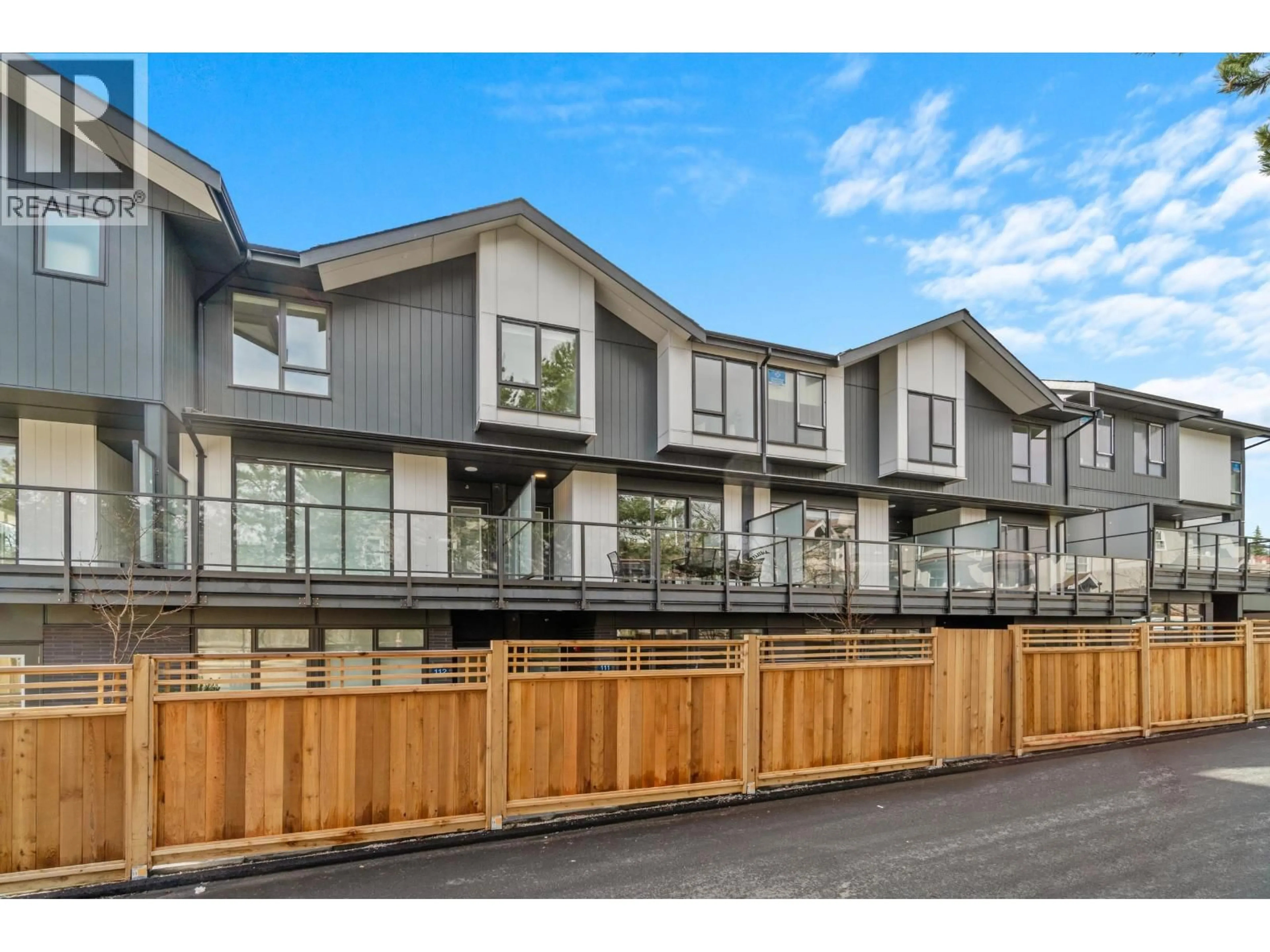 Unknown for 203 - 7161 17TH AVENUE, Burnaby British Columbia V3N0K1