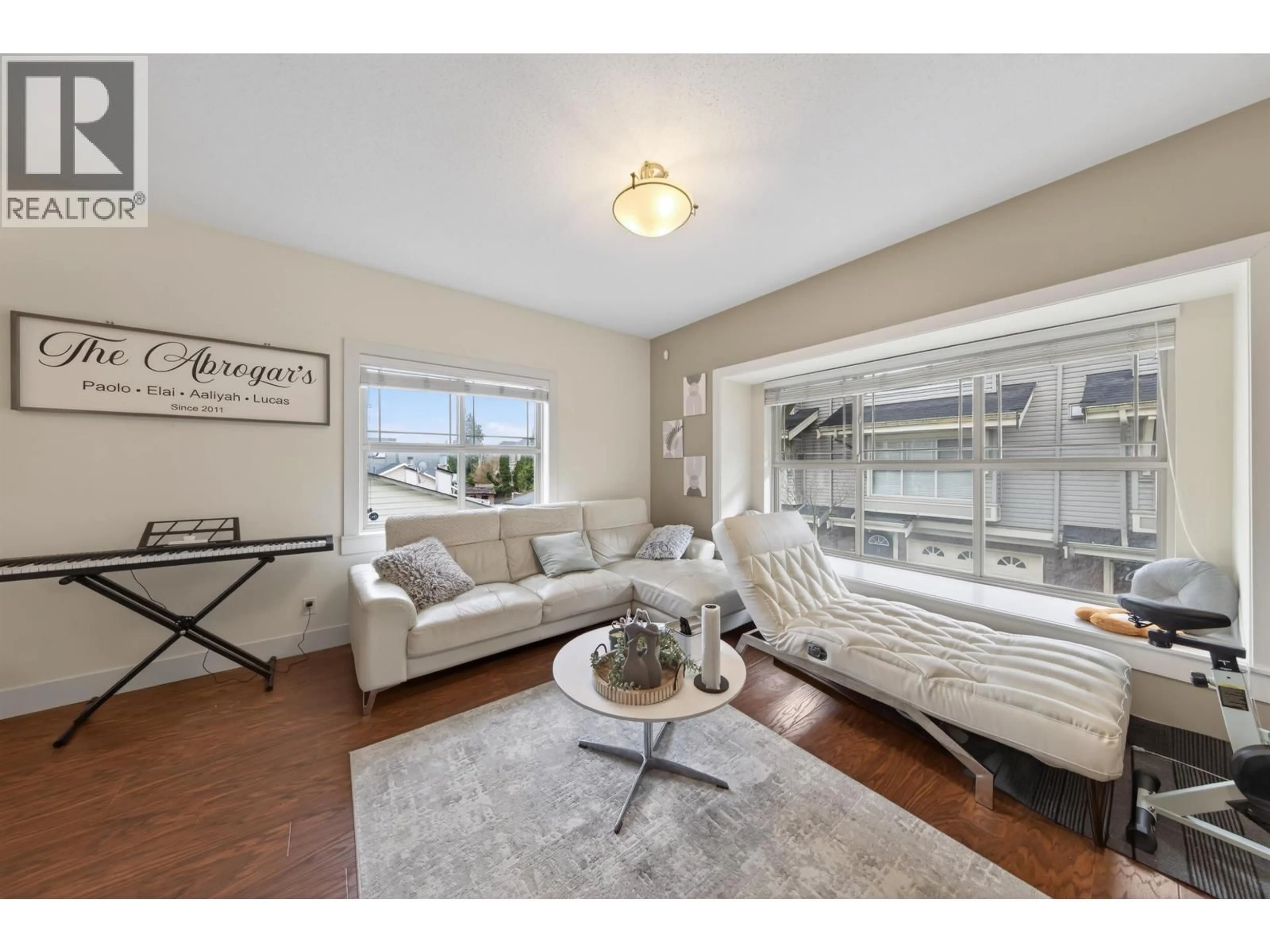 Living room with furniture, unknown for 1 - 9000 GRANVILLE AVENUE, Richmond British Columbia V6Y1P8