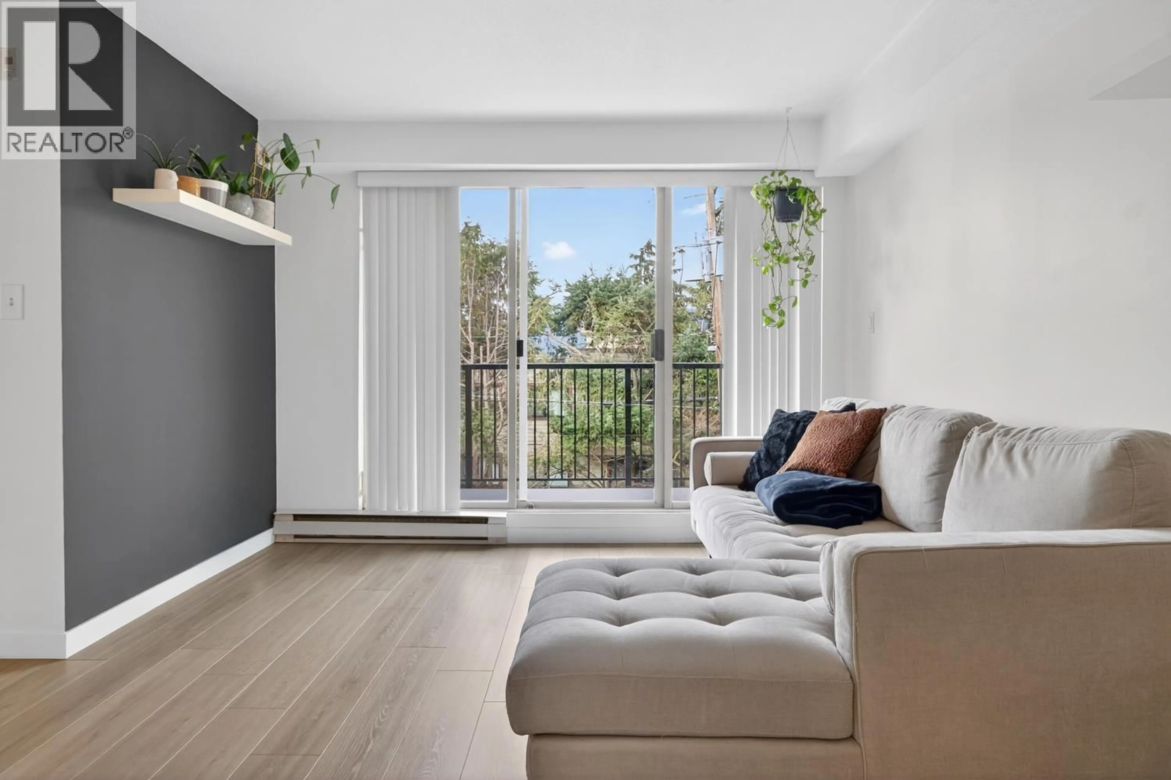 Living room with furniture, unknown for 310 - 1099 BROADWAY, Vancouver British Columbia V5T1Y5