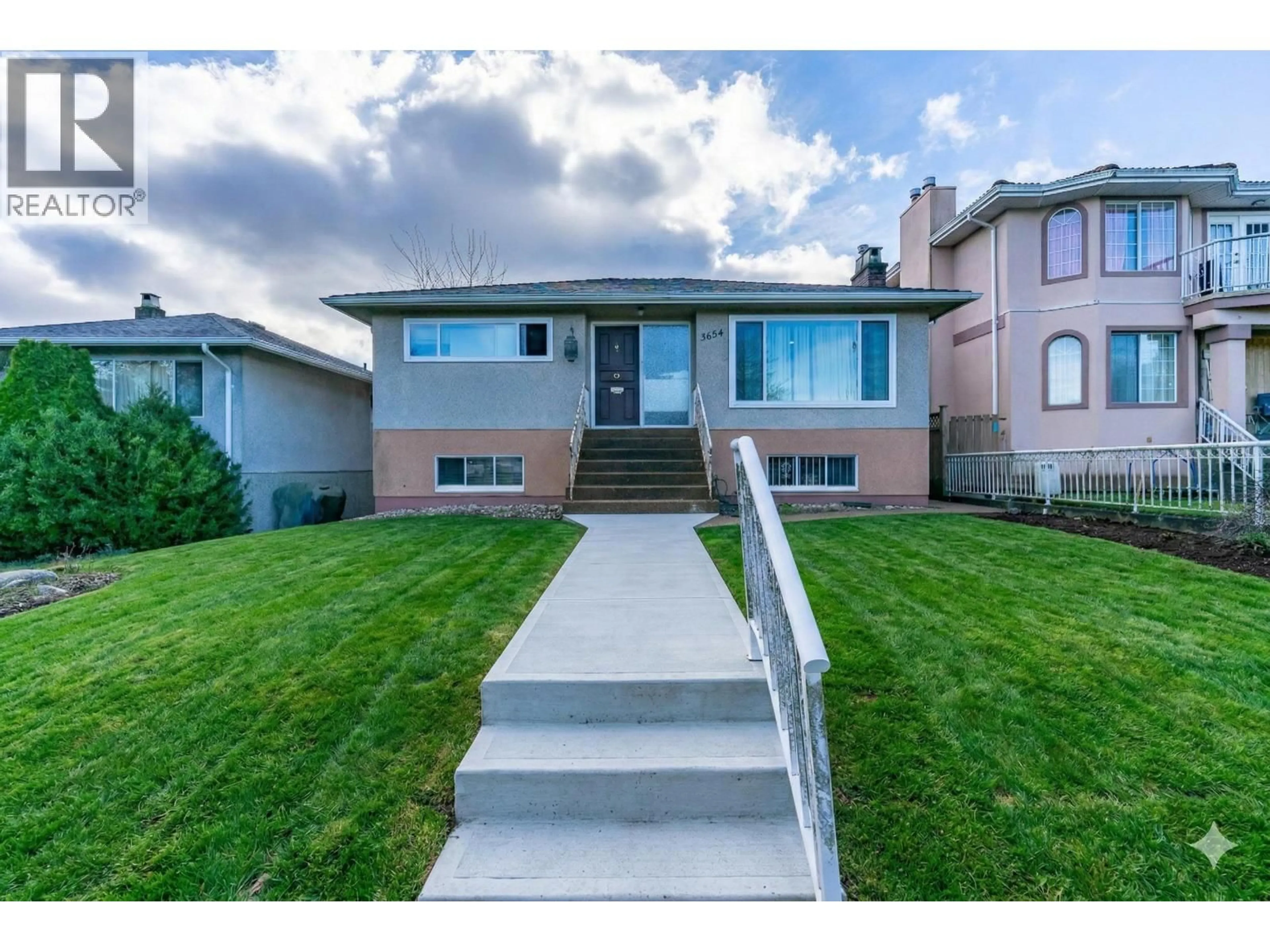 Home with vinyl exterior material, street for 3654 25TH AVENUE, Vancouver British Columbia V5R1K5