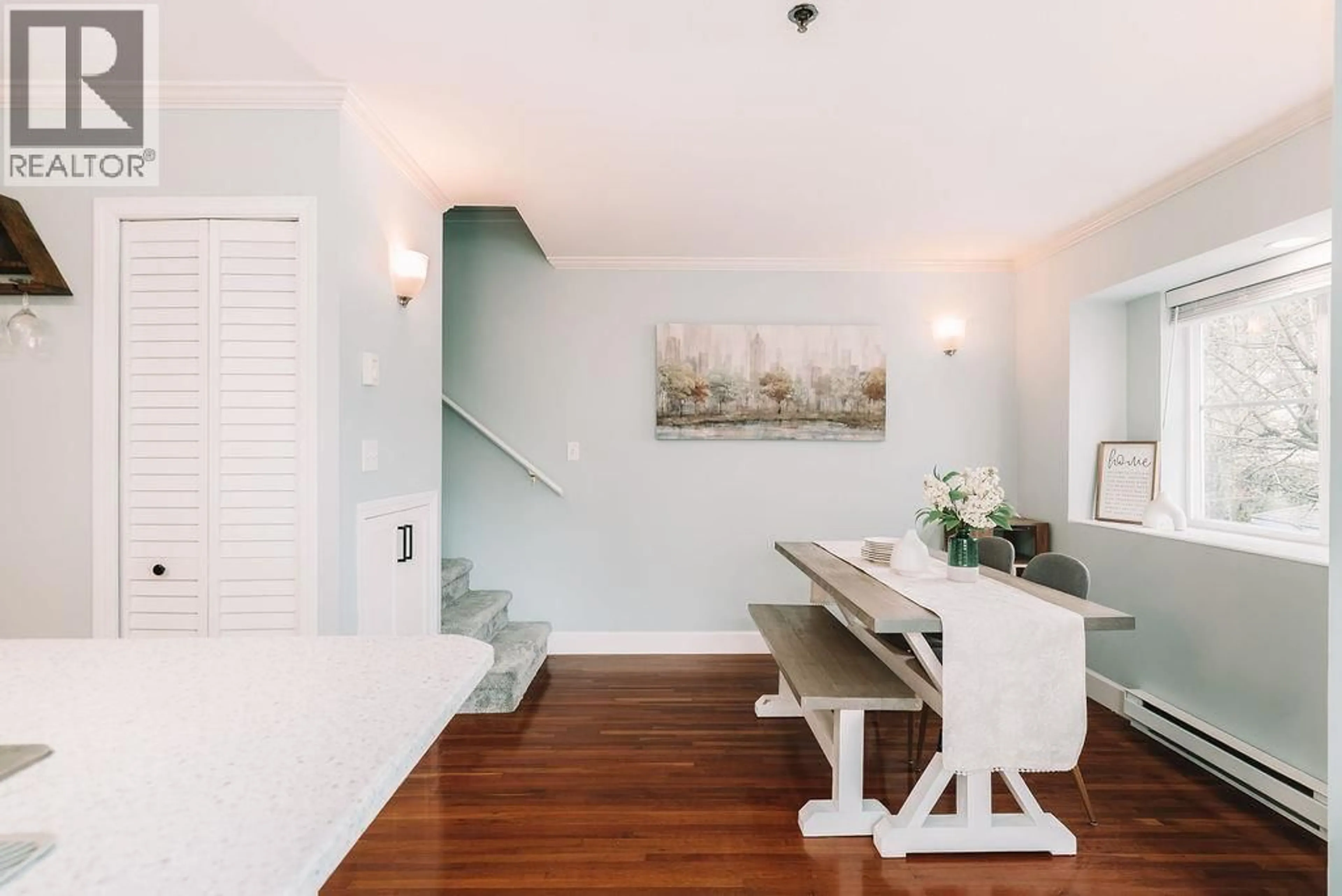 Indoor entryway for 1 - 12449 191 STREET, Pitt Meadows British Columbia V3Y2R4