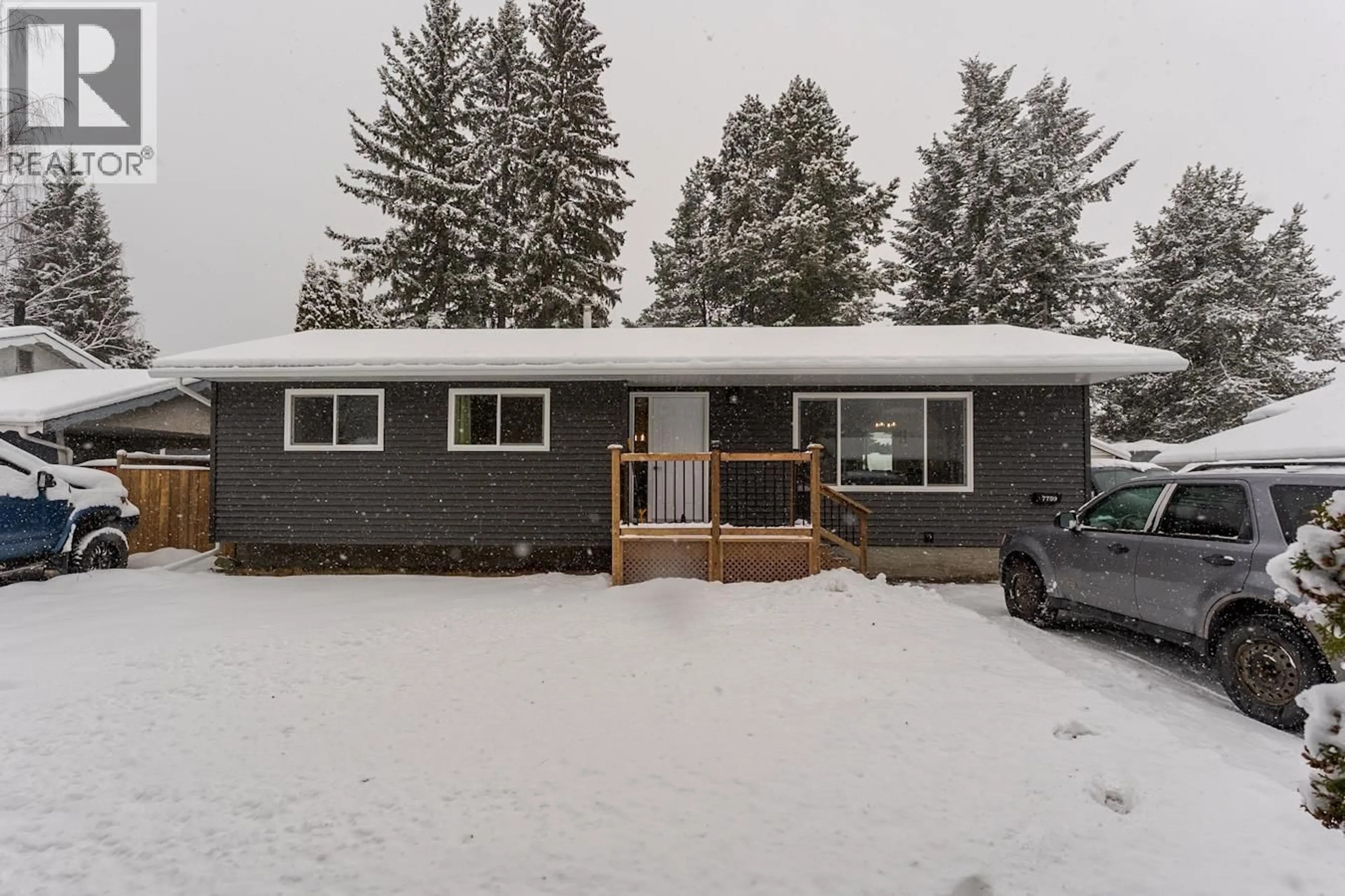 Home with vinyl exterior material, unknown for 7759 OSGOODE DRIVE, Prince George British Columbia V2N3L8