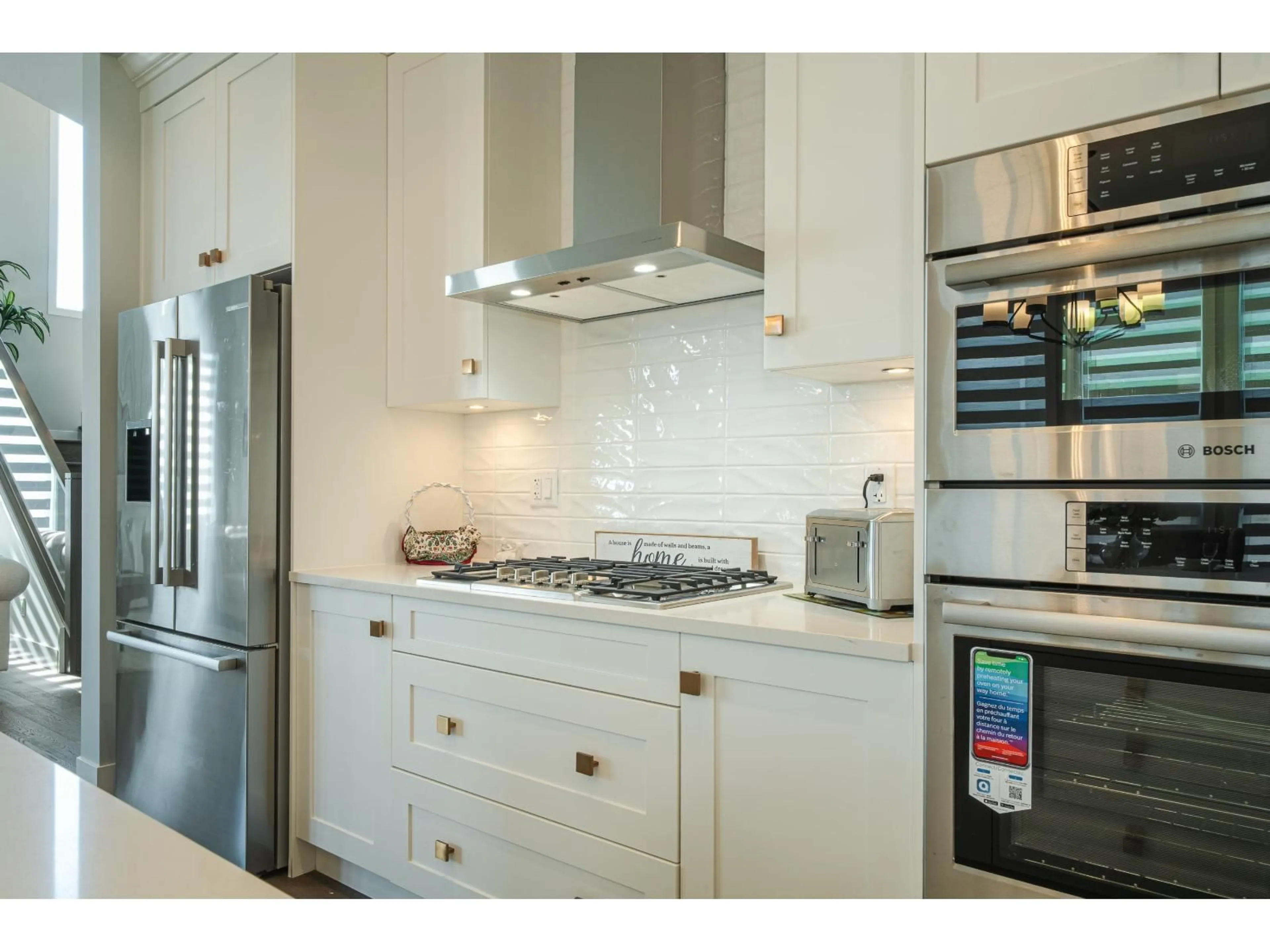 Contemporary kitchen, ceramic/tile floor for 2112 166 STREET, Surrey British Columbia V3Z9X9