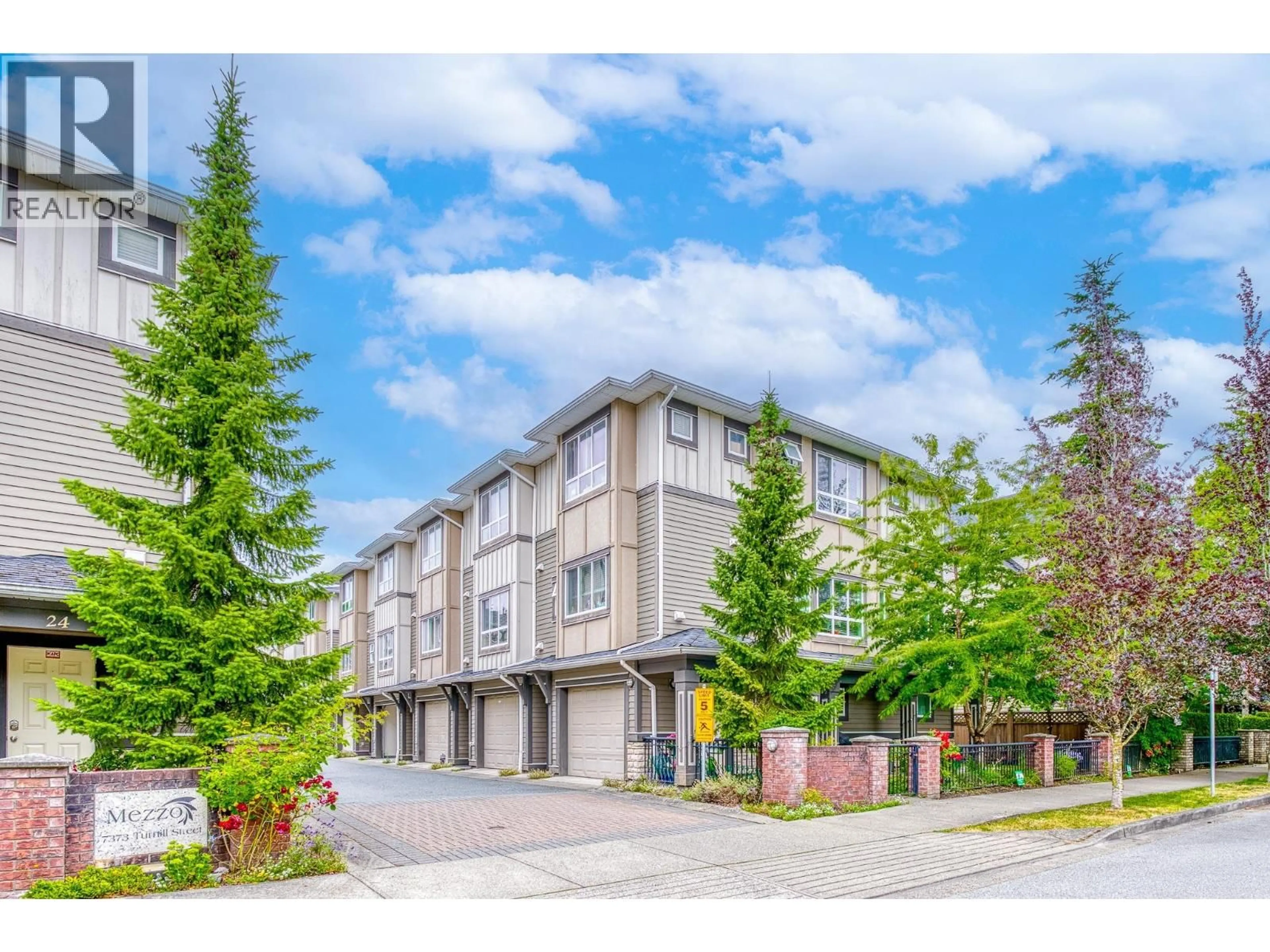 A pic from outside/outdoor area/front of a property/back of a property/a pic from drone, unknown for 4 - 7373 TURNILL STREET, Richmond British Columbia V6Y4L7
