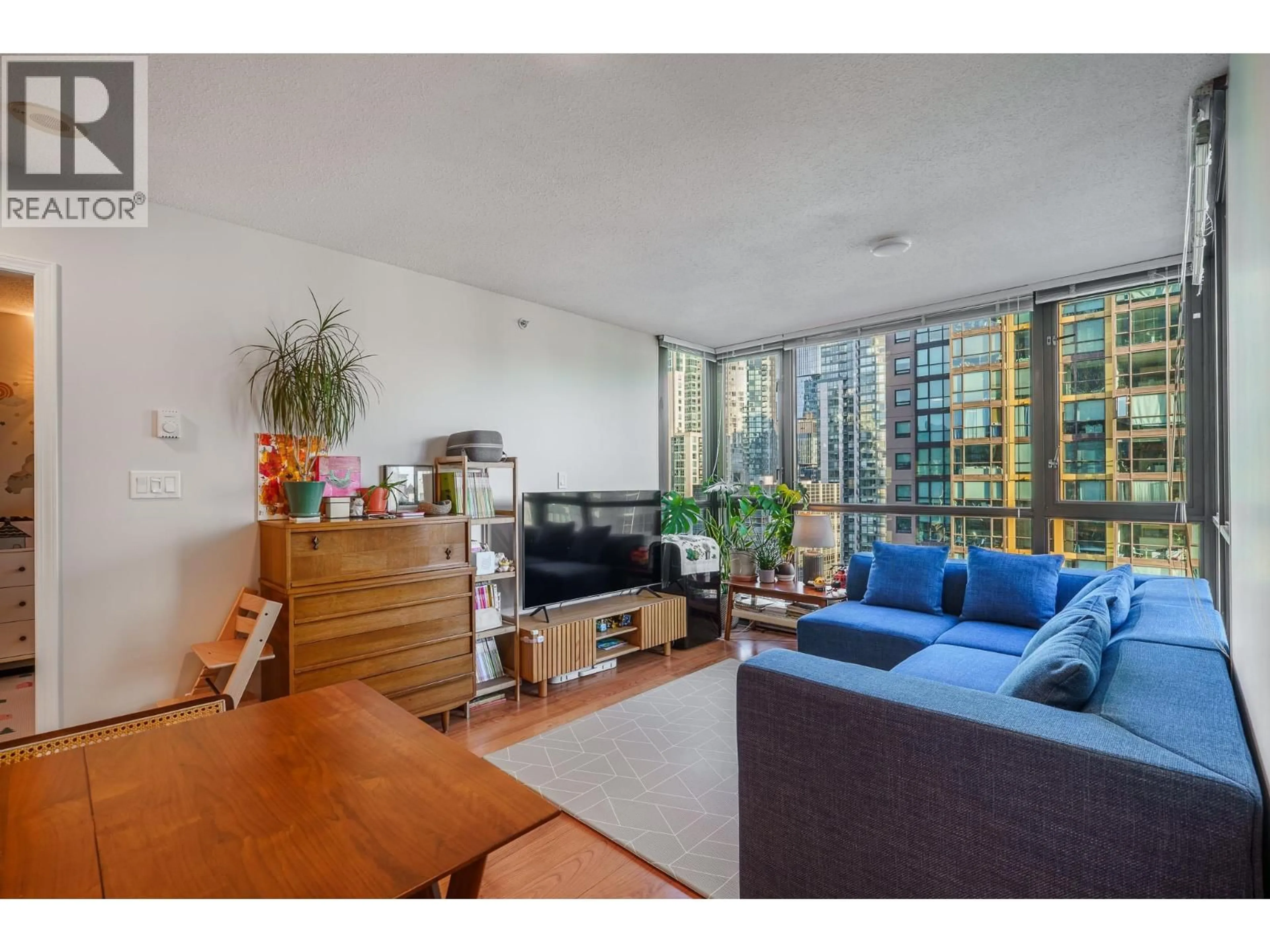 Living room with furniture, unknown for 1706 - 1367 ALBERNI STREET, Vancouver British Columbia V6E4R9