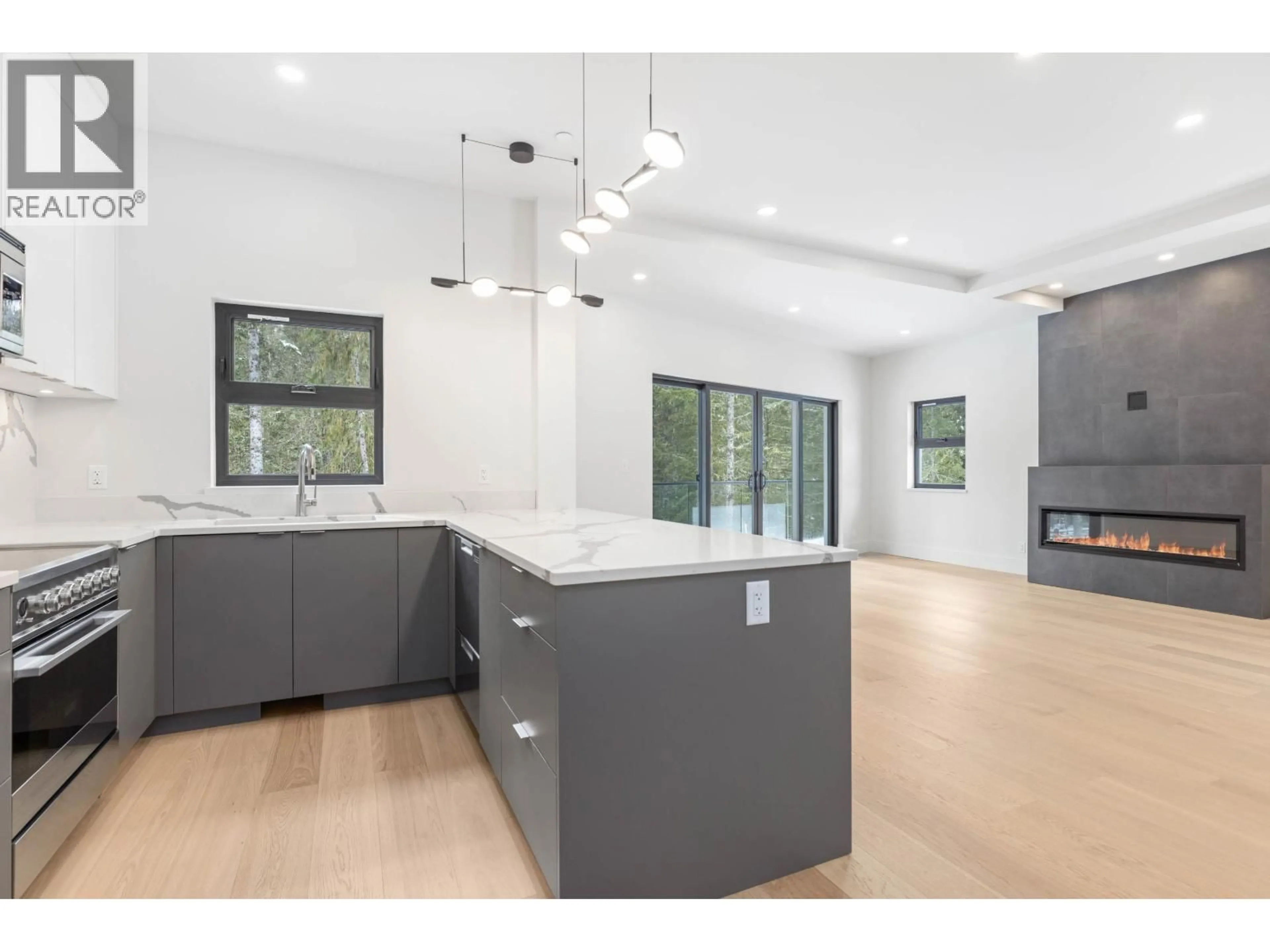 Open concept kitchen, unknown for 1730 RIVER RUN PLACE, Whistler British Columbia V8E1P4