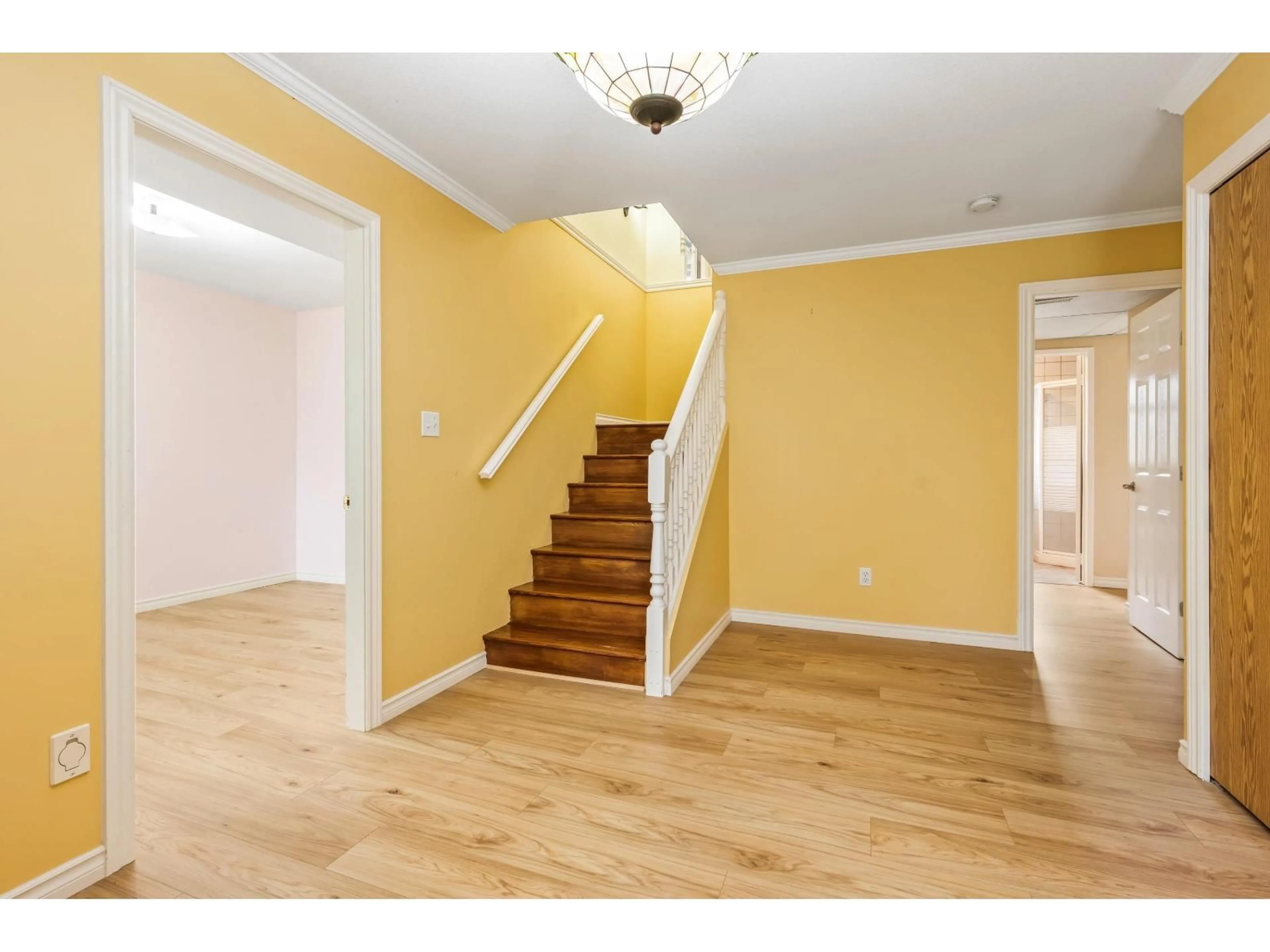 Unknown for 7575 DIAMOND CRESCENT, Chilliwack British Columbia V2R3A8