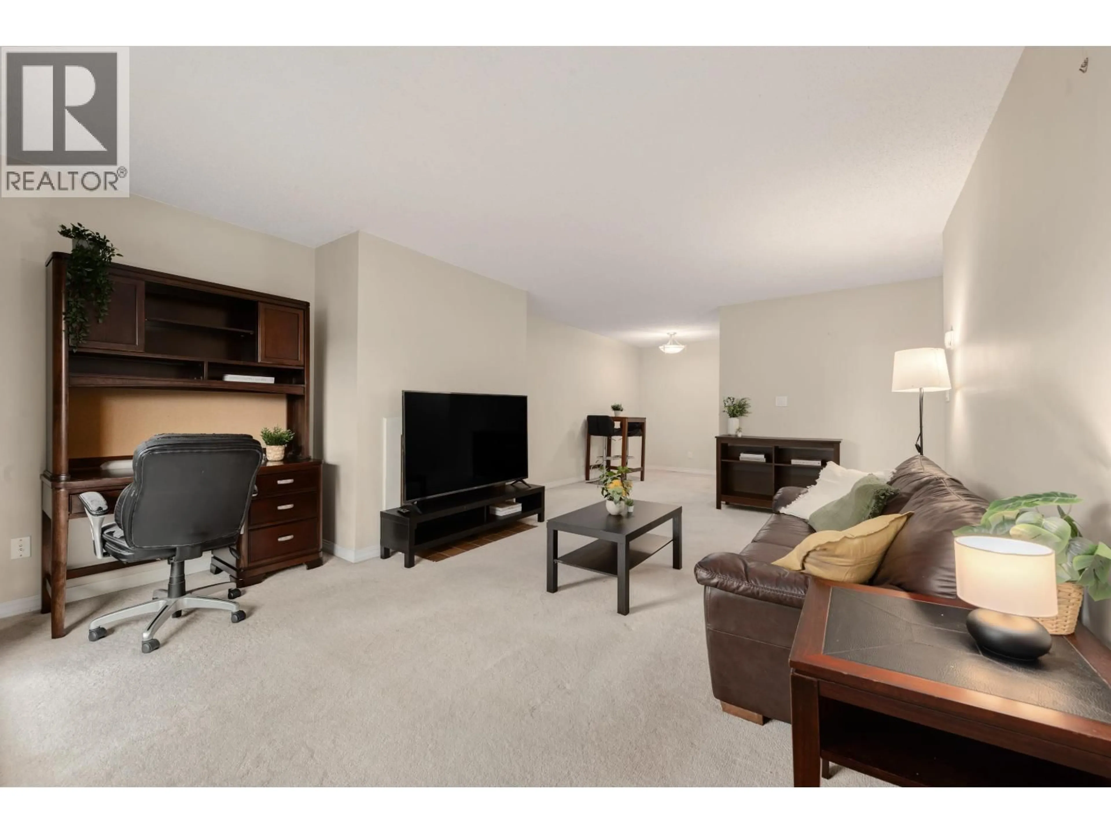 Living room with furniture, unknown for 303 - 8600 ACKROYD ROAD, Richmond British Columbia V6X3G1