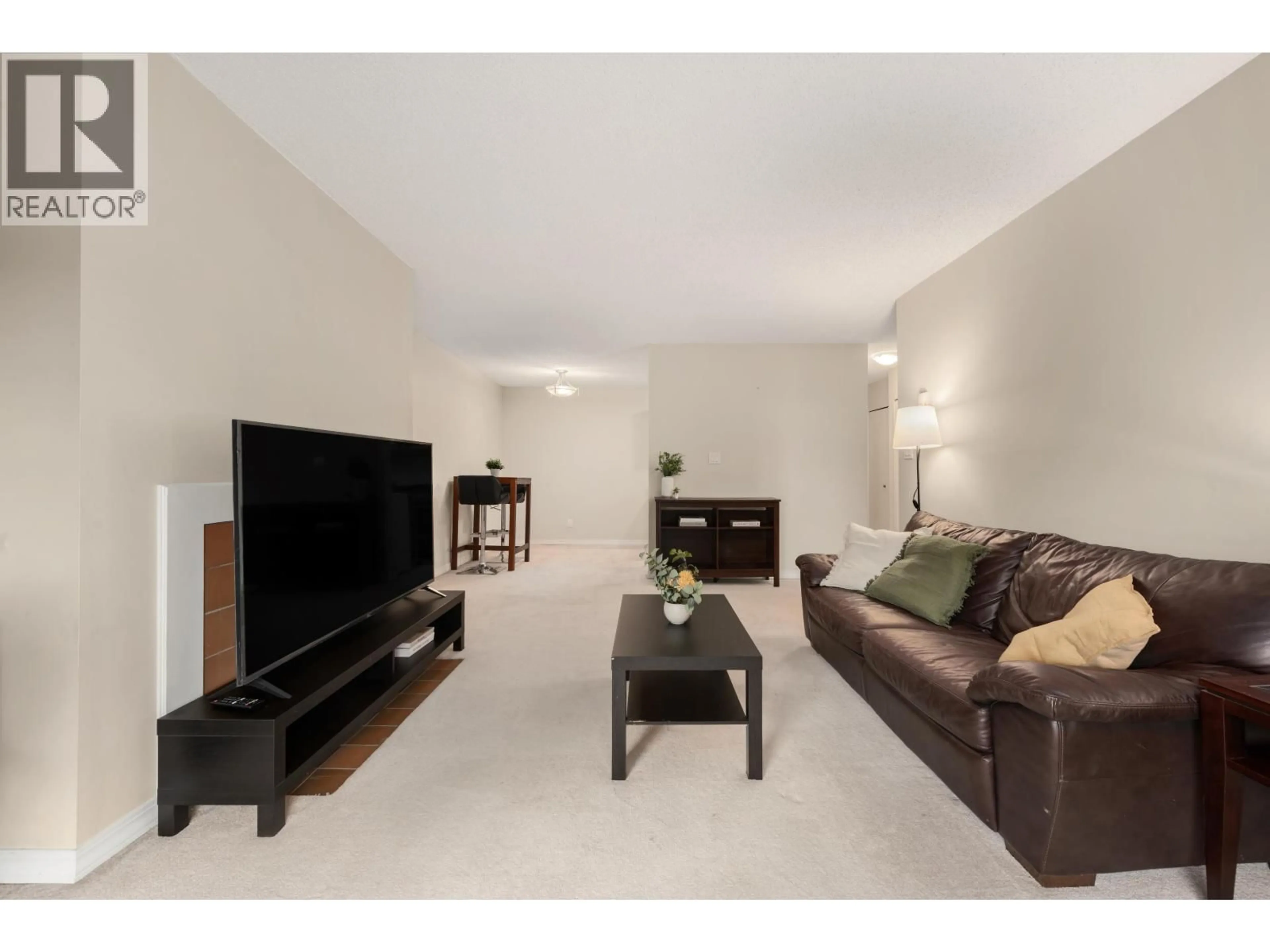 Living room with furniture, unknown for 303 - 8600 ACKROYD ROAD, Richmond British Columbia V6X3G1