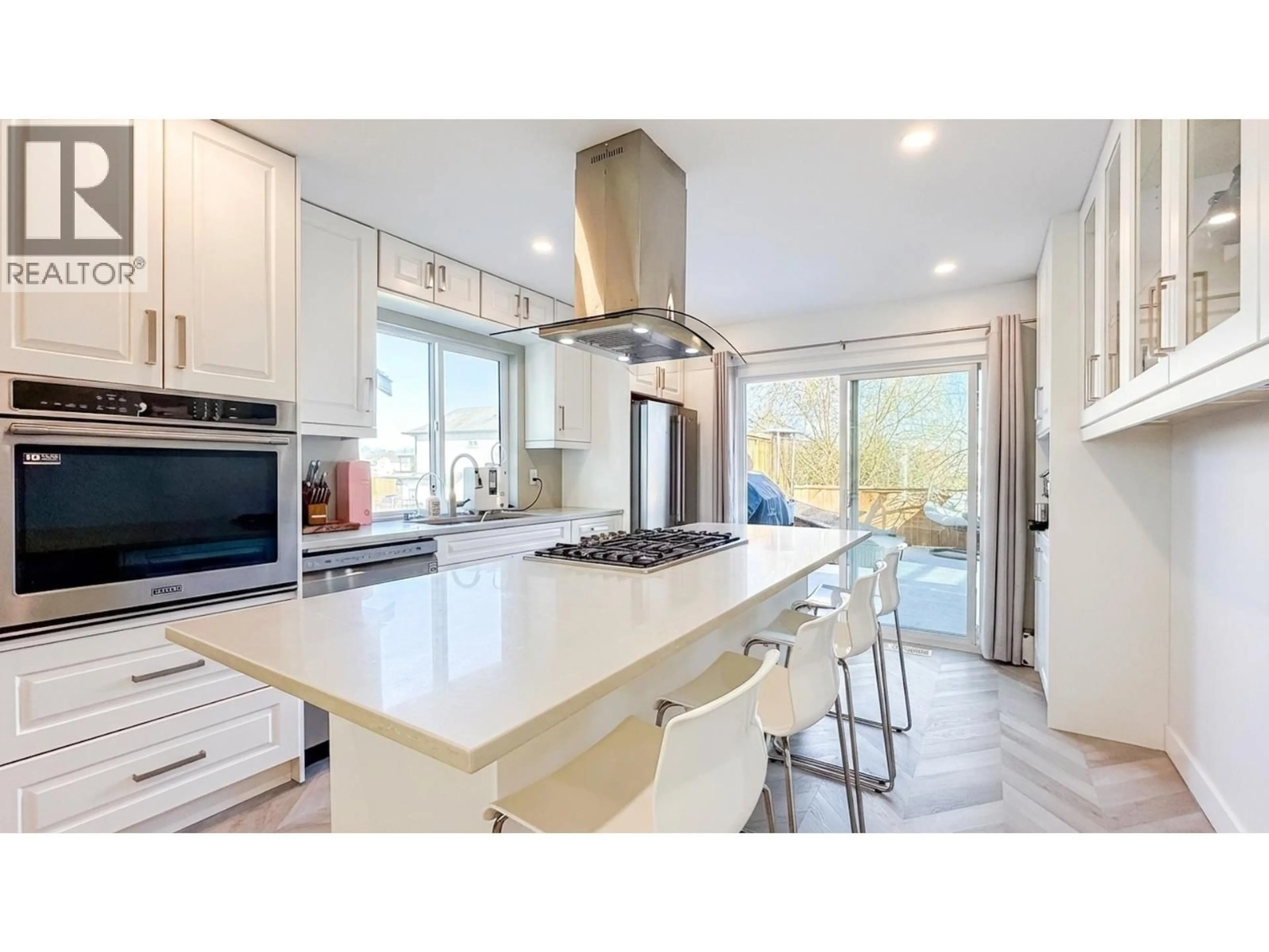 Contemporary kitchen, ceramic/tile floor for 2426 BENNIE PLACE, Port Coquitlam British Columbia V3B7M6