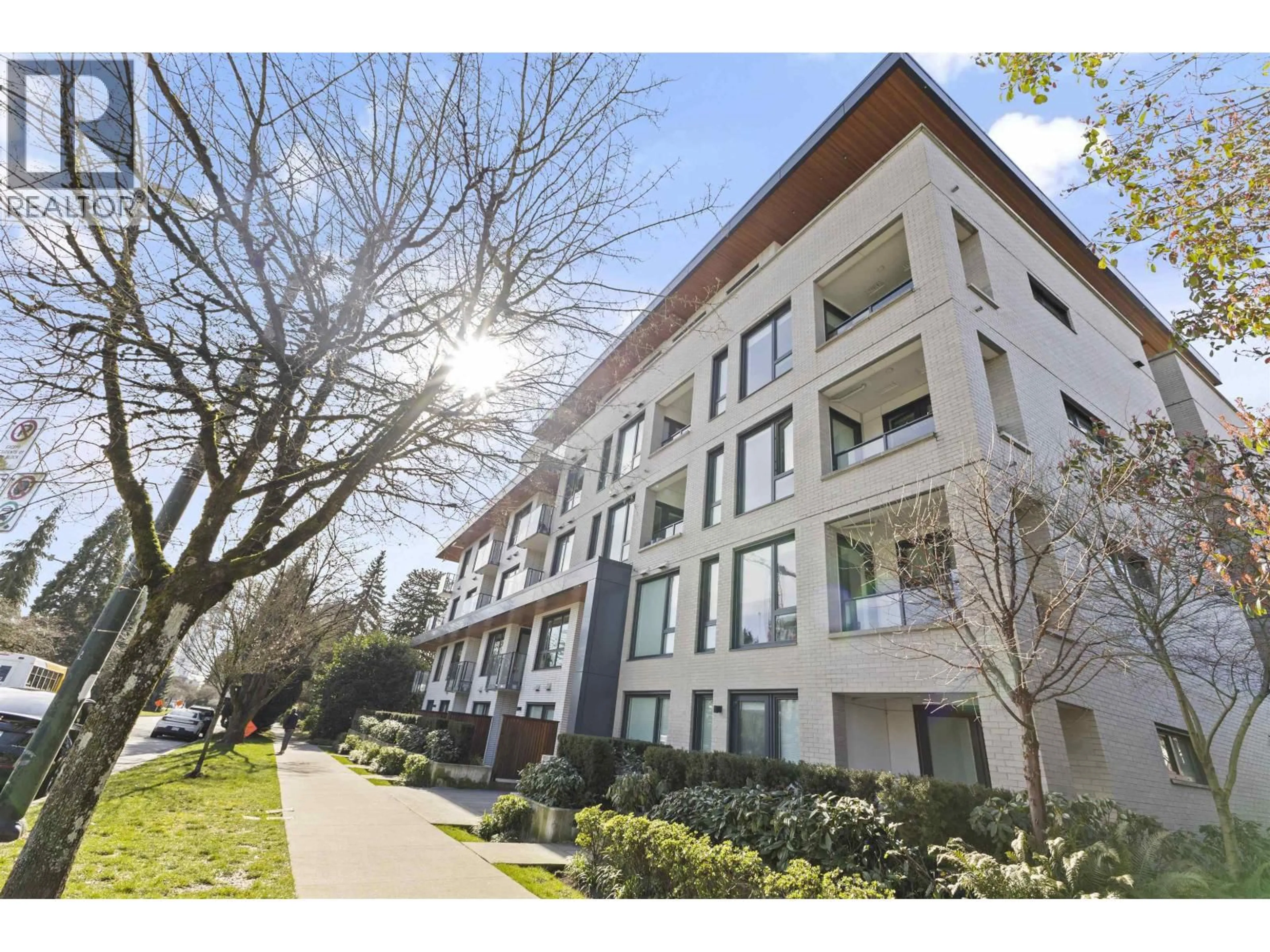 A pic from outside/outdoor area/front of a property/back of a property/a pic from drone, building for 307 - 5383 CAMBIE STREET, Vancouver British Columbia V5Z2Z9