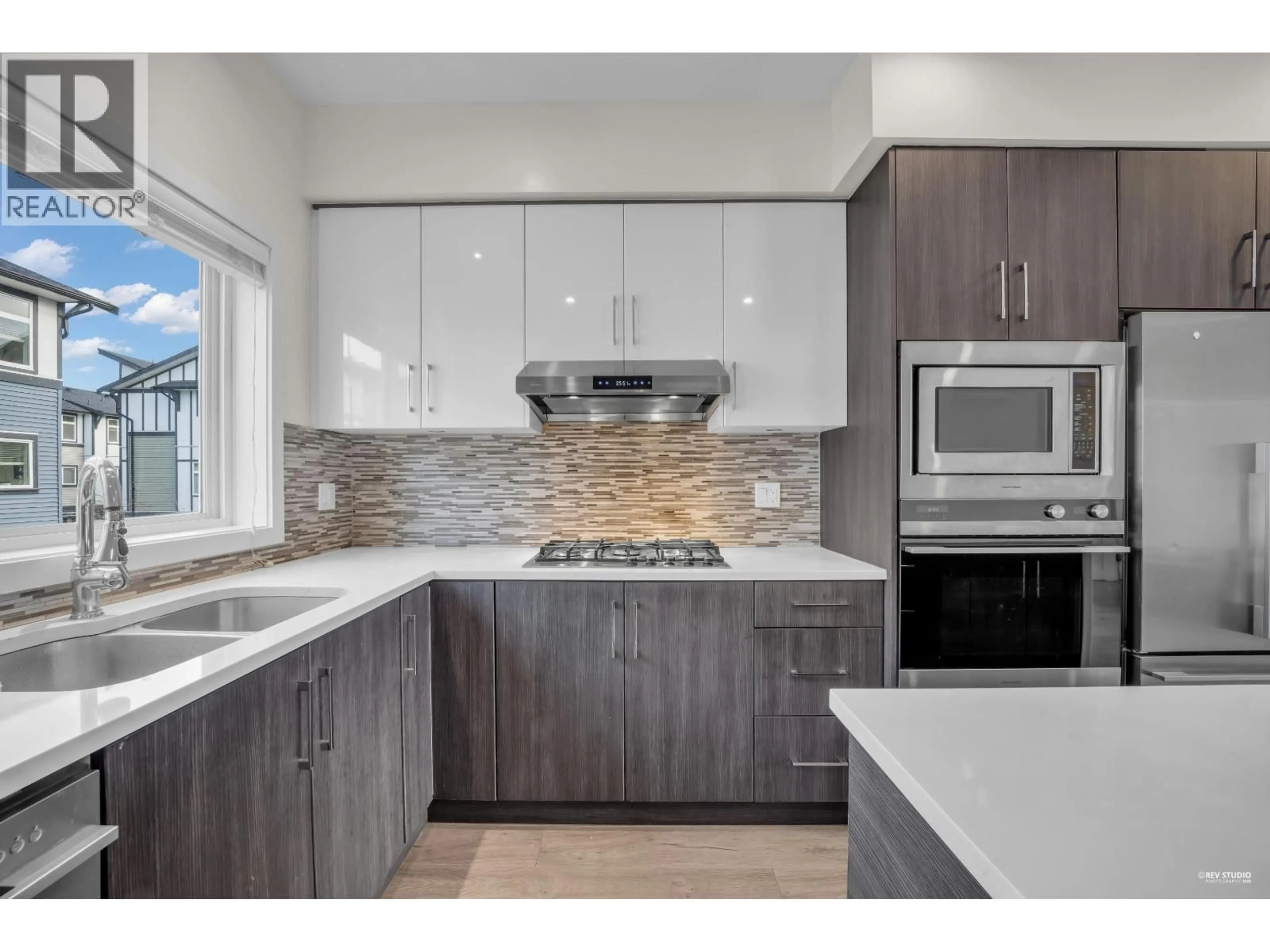 Contemporary kitchen, unknown for 59 - 9680 ALEXANDRA ROAD, Richmond British Columbia V6X0P2