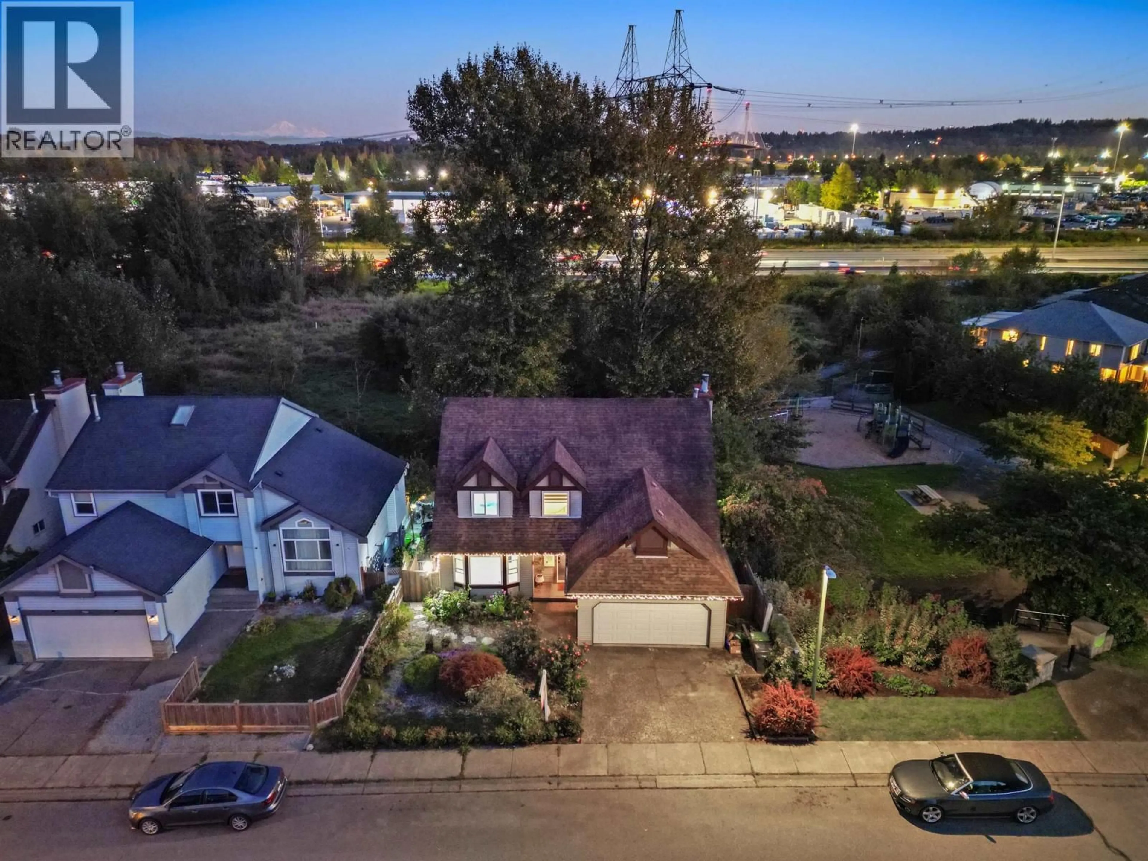 A pic from outside/outdoor area/front of a property/back of a property/a pic from drone, street for 2378 MARIANA PLACE, Coquitlam British Columbia V3K6S2