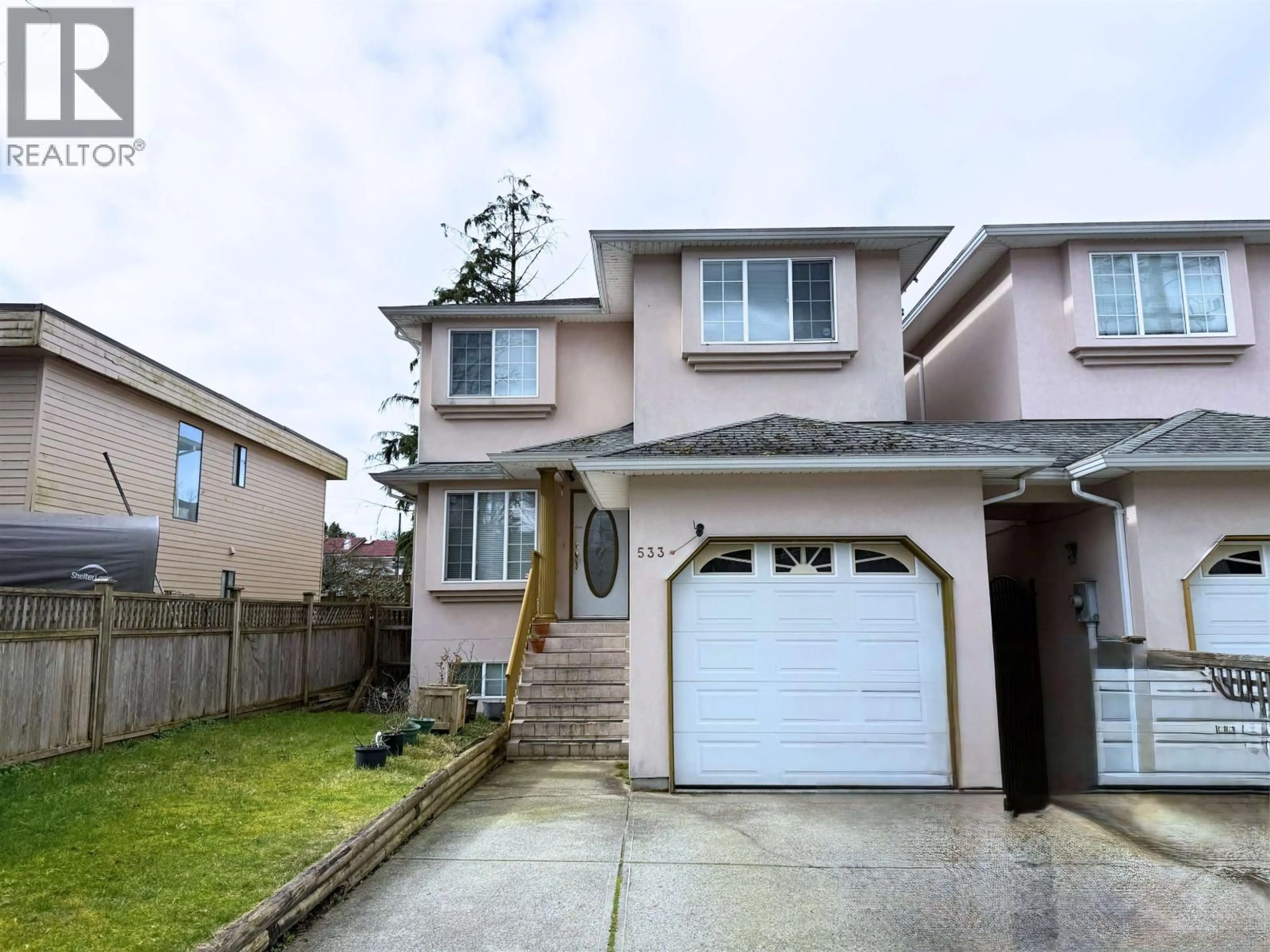 Home with vinyl exterior material, street for 533 CLARE AVENUE, Burnaby British Columbia V5B4L3