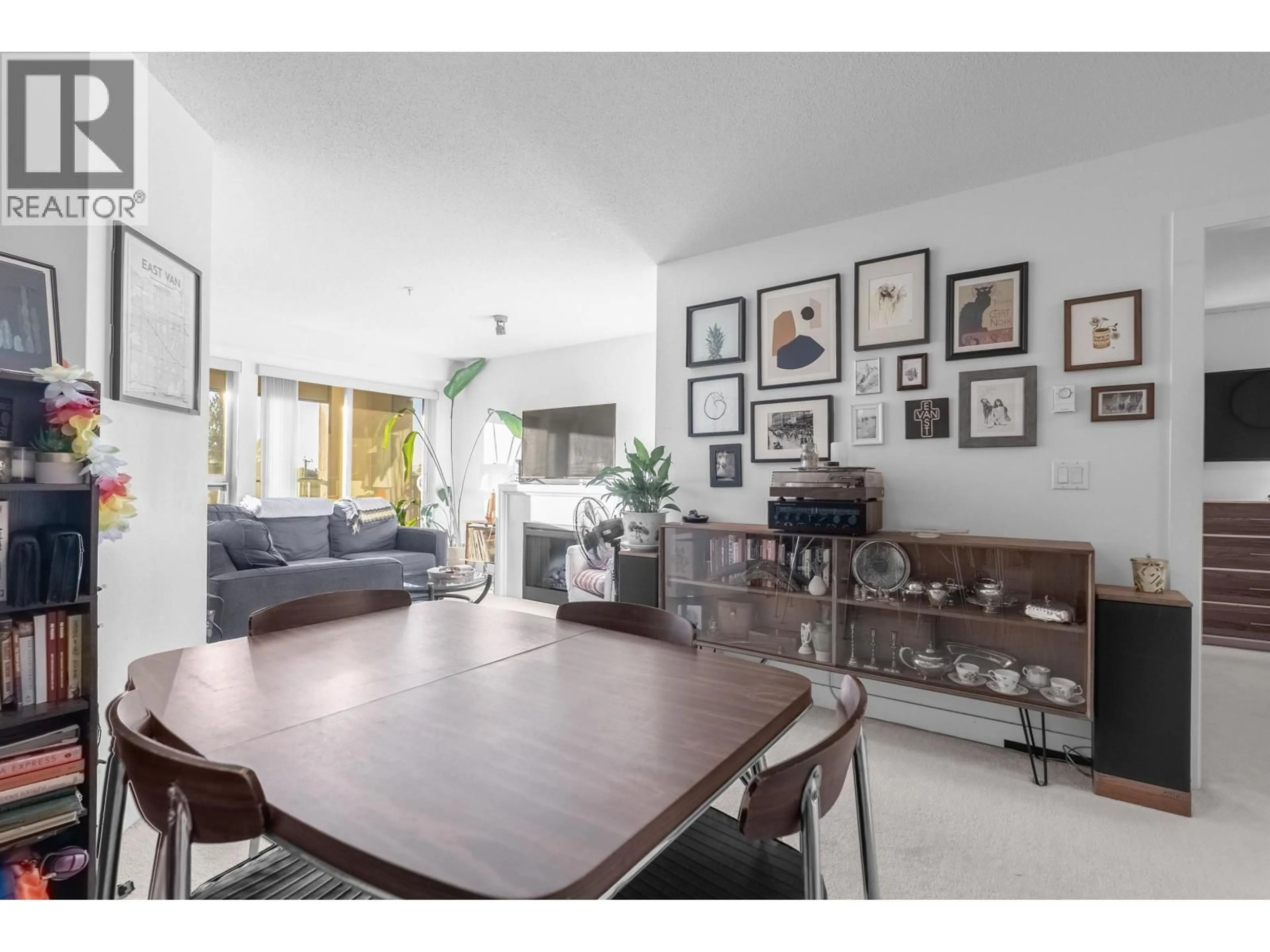 Dining room, unknown for 305 - 4550 FRASER STREET, Vancouver British Columbia V5V4G8