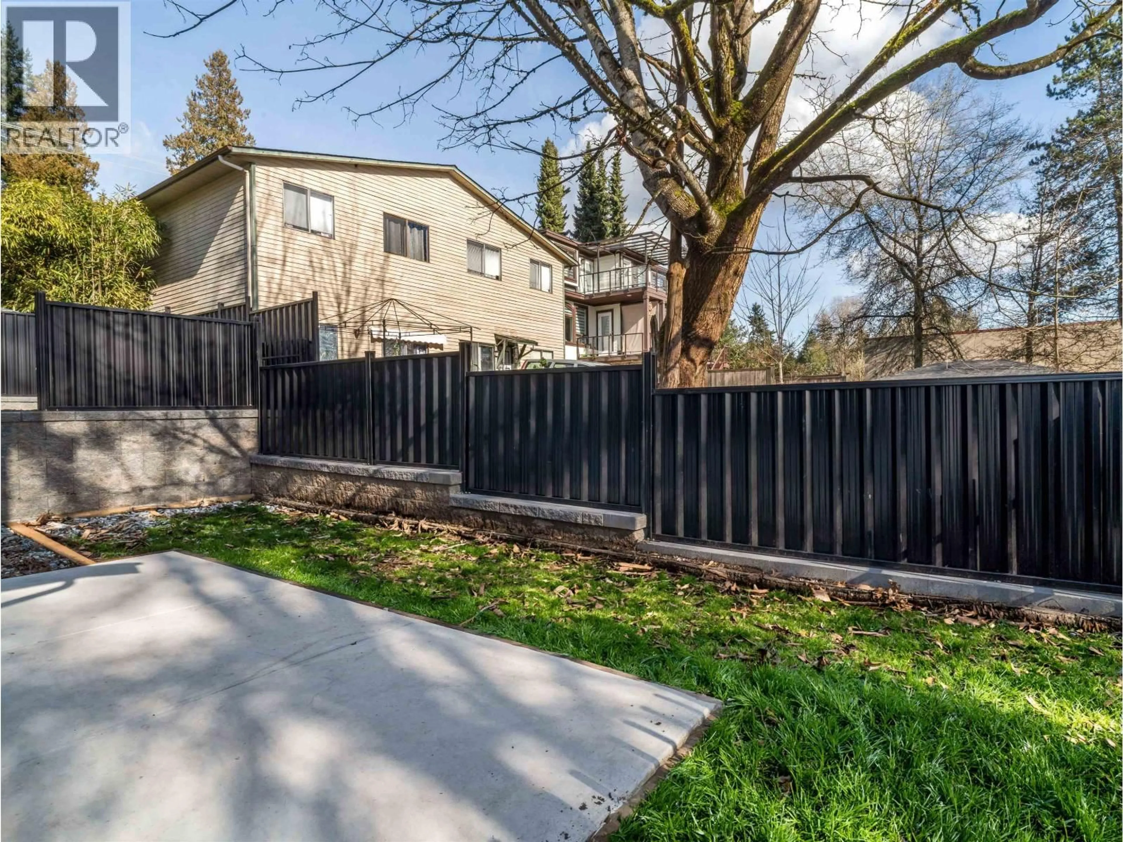 Unknown for 104 - 359 LAVAL STREET, Coquitlam British Columbia V3K4W7