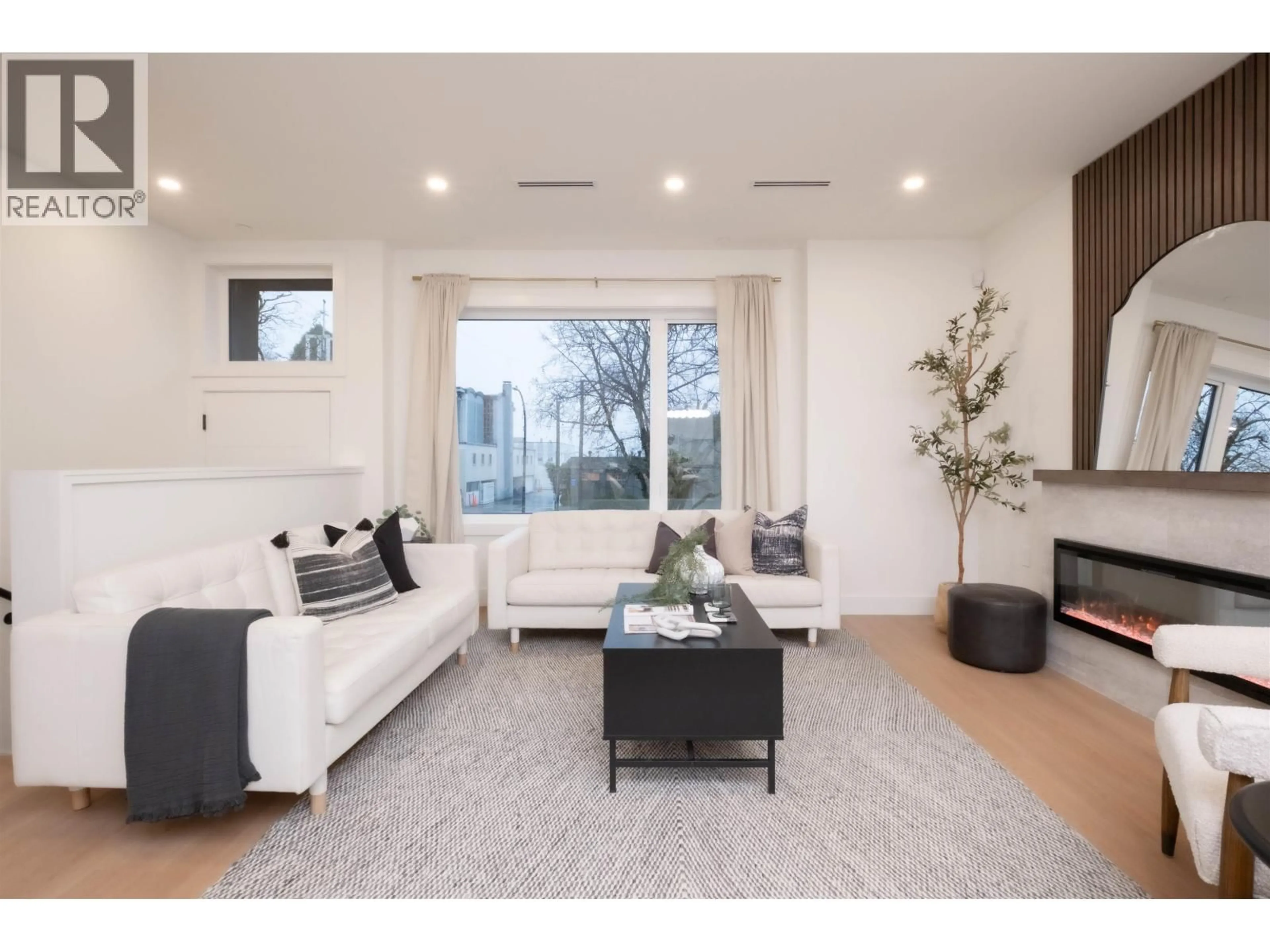 Living room with furniture, unknown for 3 - 2667 PENDER STREET, Vancouver British Columbia V5K2B6