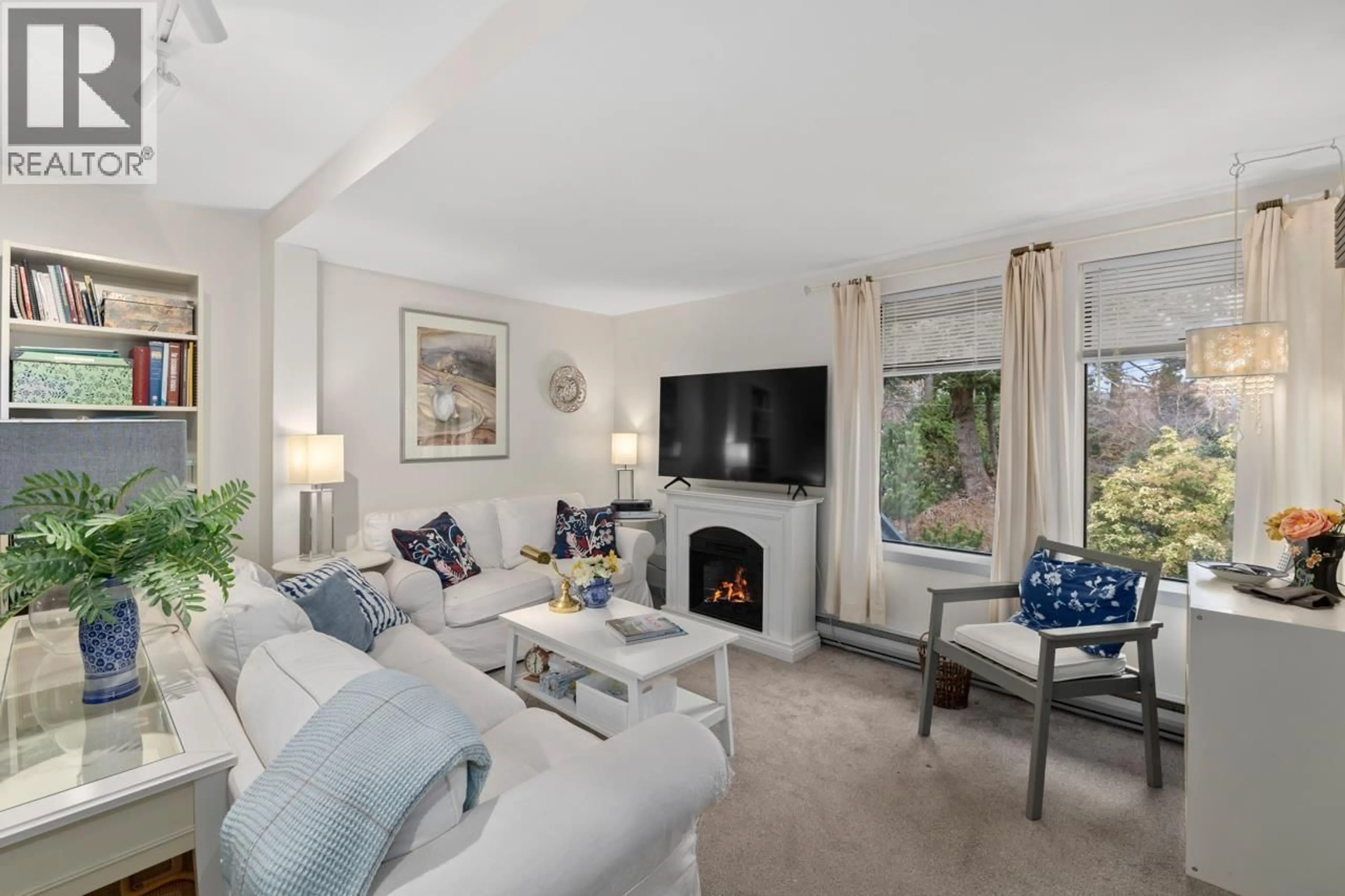 Living room with furniture, unknown for 2730 POINT GREY ROAD, Vancouver British Columbia V6K1A6