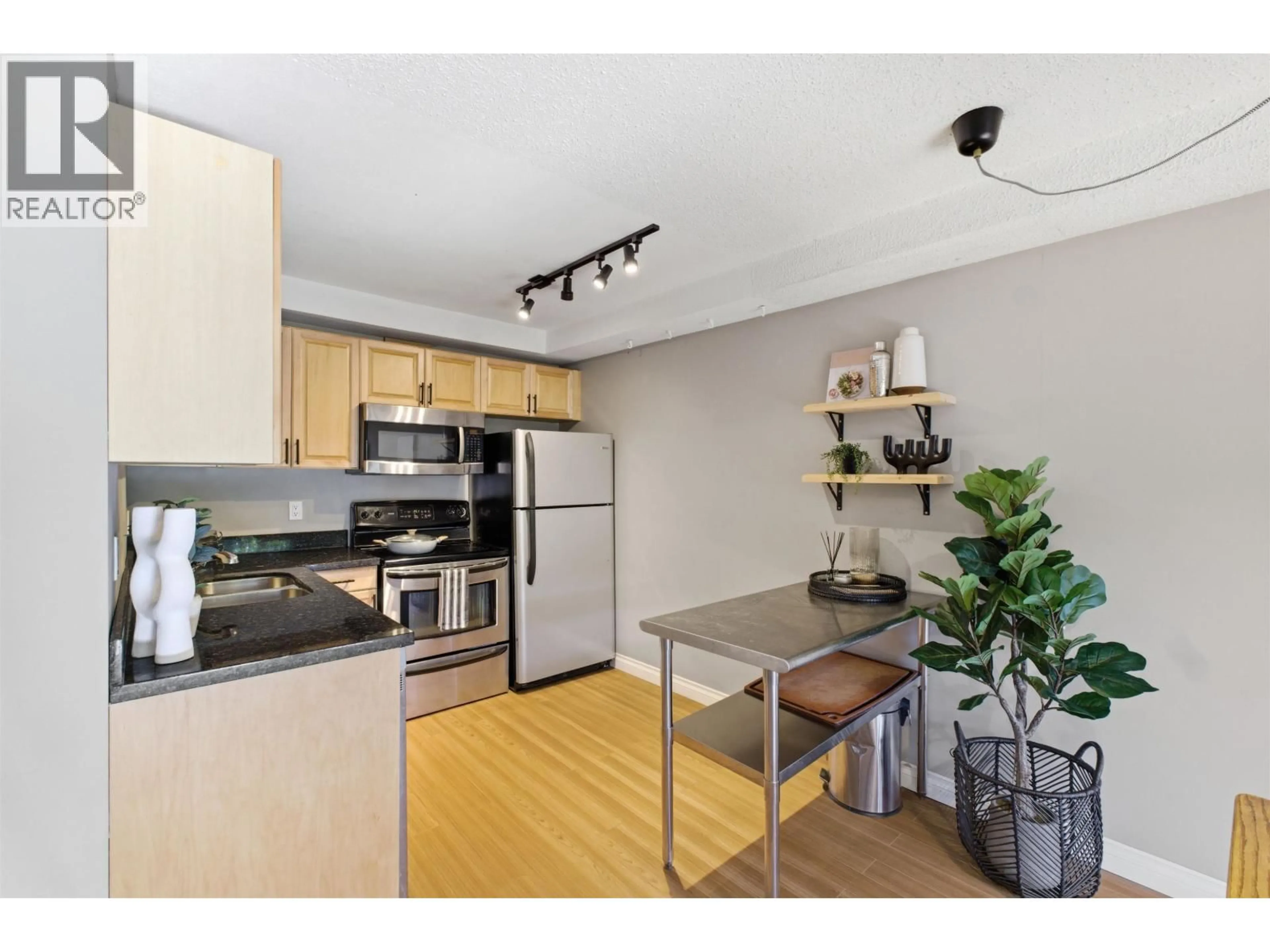 Unknown for 108 - 251 4TH STREET, North Vancouver British Columbia V7M1H8