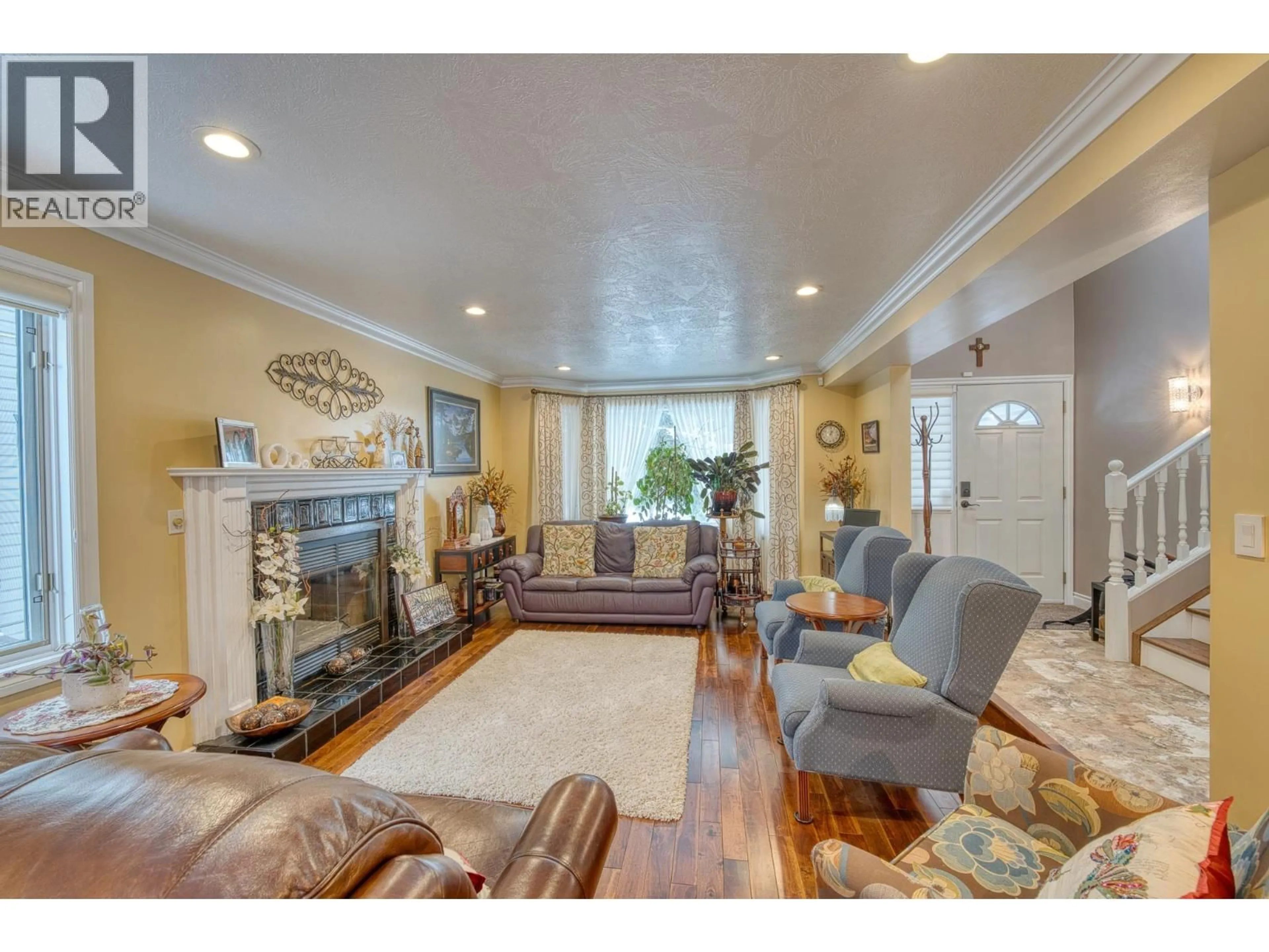 Living room with furniture, unknown for 11415 92 STREET, Fort St. John British Columbia V1J5E8