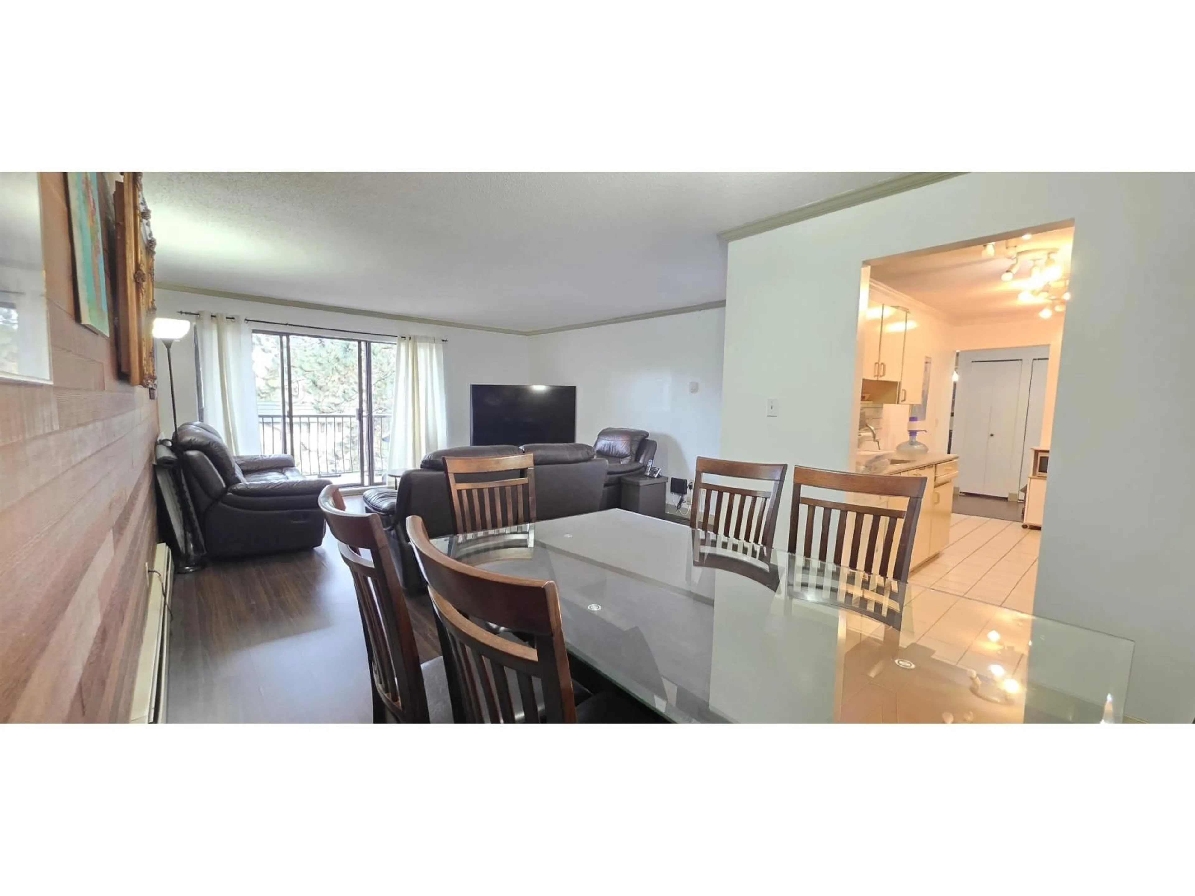 Unknown for 202 - 7473 140 STREET, Surrey British Columbia V3W6G5