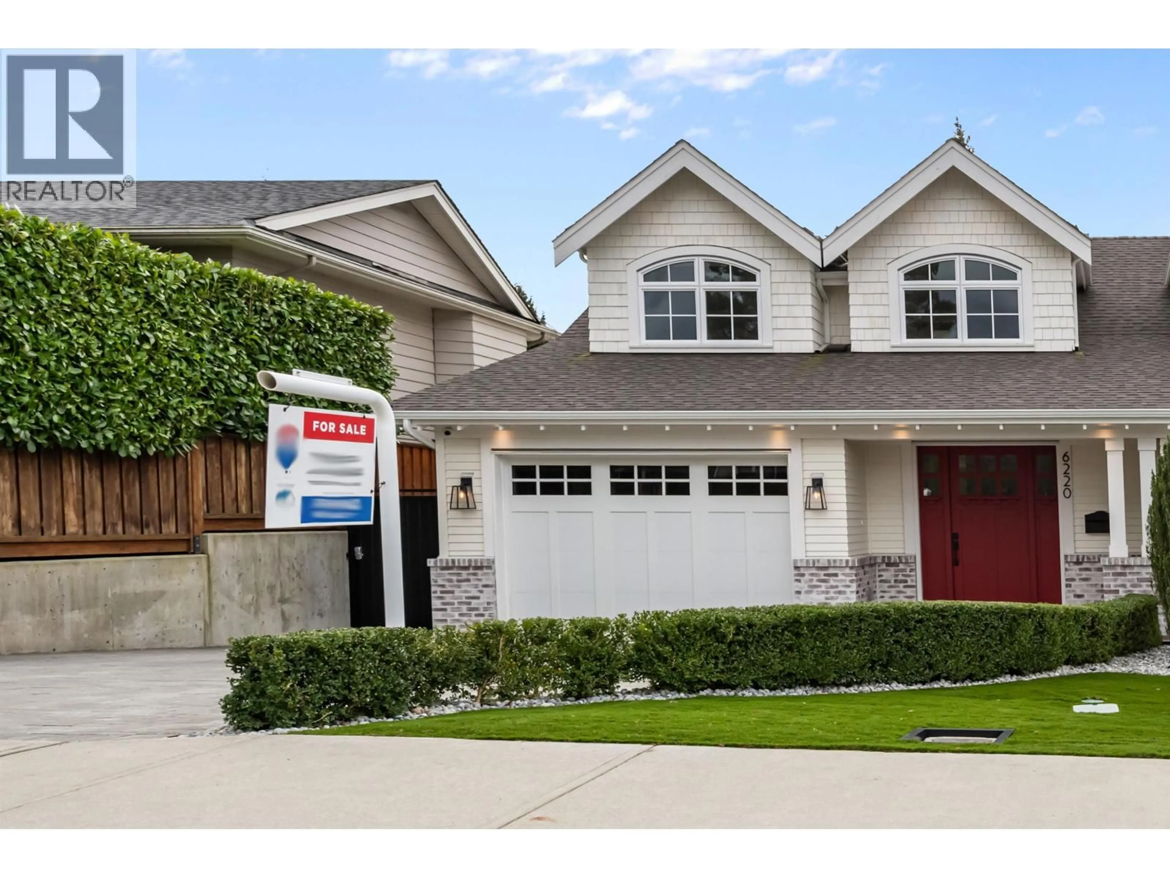 Home with vinyl exterior material, street for 6220 LOCHDALE STREET, Burnaby British Columbia V5B2M5