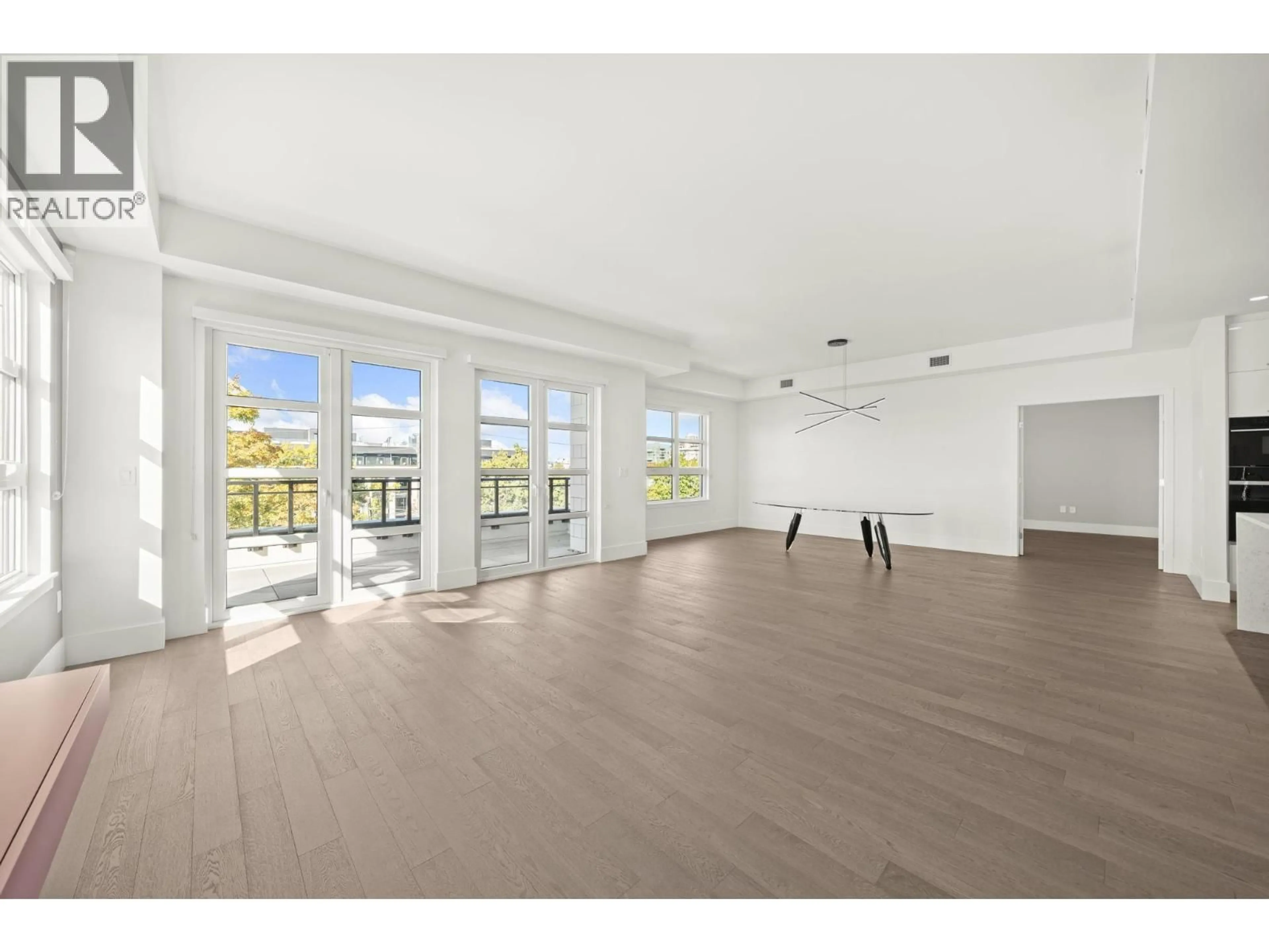 Unknown for 504 - 6168 EAST BOULEVARD, Vancouver British Columbia V6M3V6