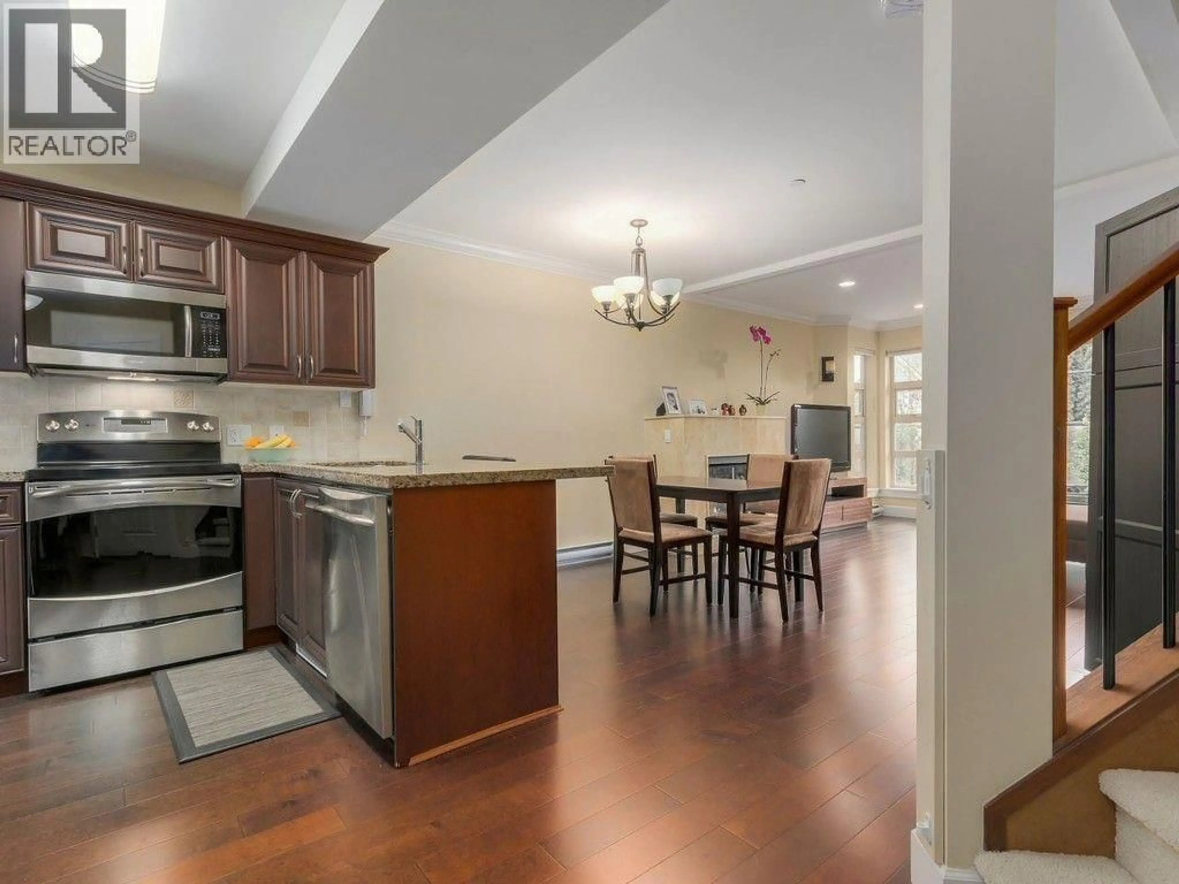 Open concept kitchen, unknown for 7 - 215 4 STREET, North Vancouver British Columbia V7L1J1