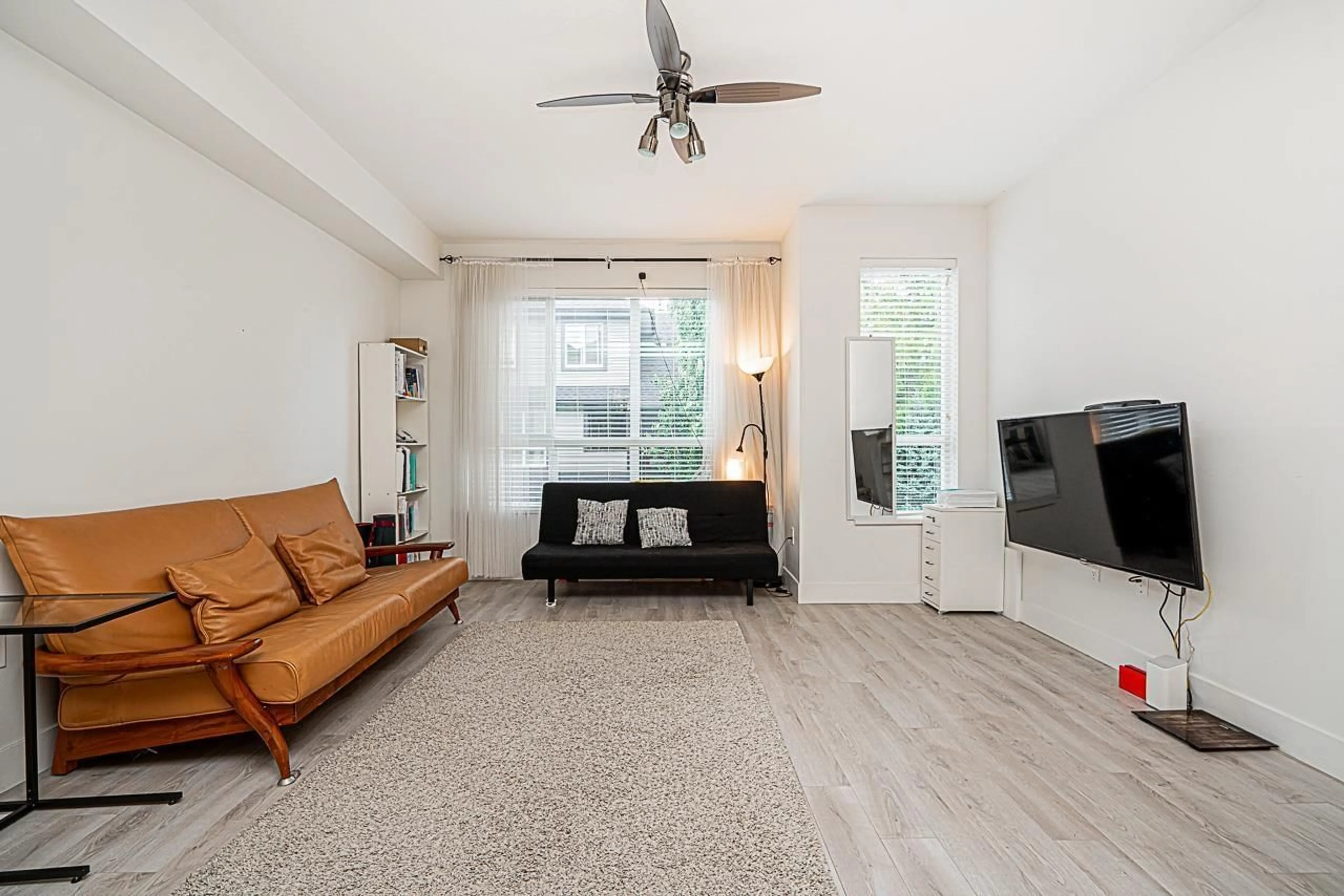 Living room with furniture, unknown for 72 - 8570 204 STREET, Langley British Columbia V2Y0T9