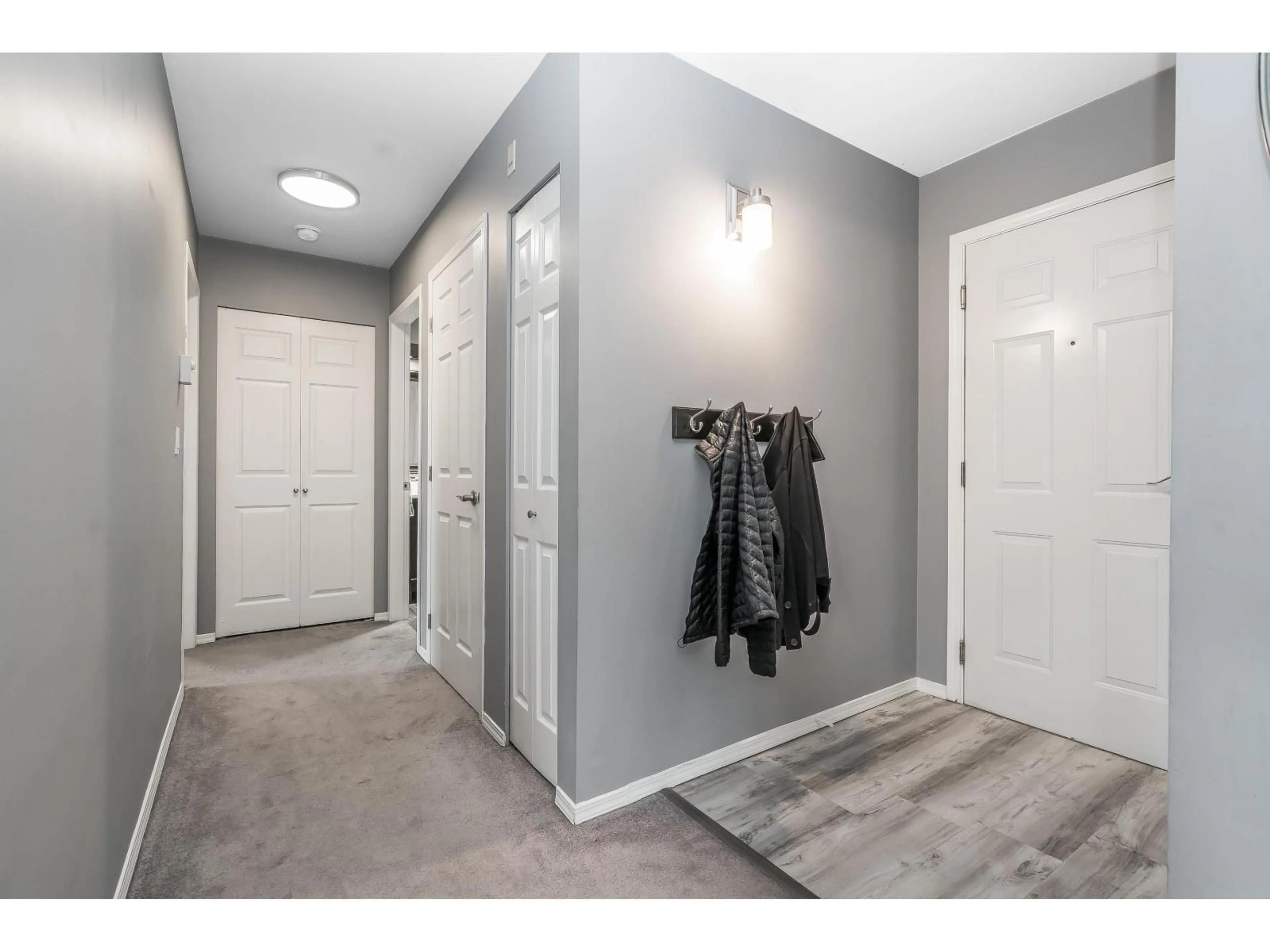 Indoor entryway for 409 - 20245 53 AVENUE, Langley British Columbia V3A3V2