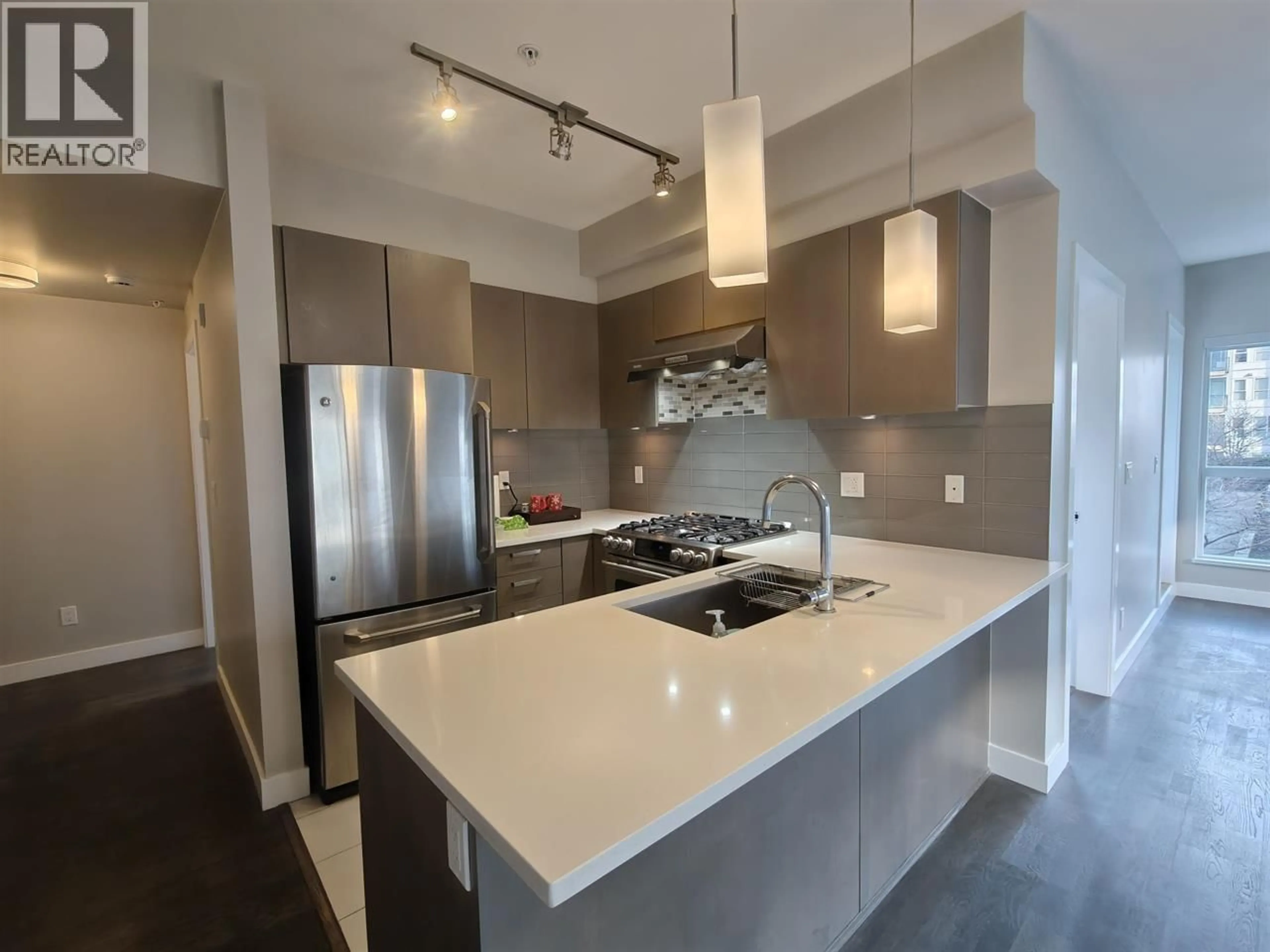 Open concept kitchen, unknown for 212 - 10155 RIVER DRIVE, Richmond British Columbia V6X0L3