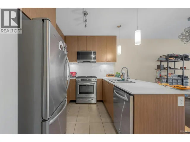 315 - 1330 MARINE DRIVE, North Vancouver 3