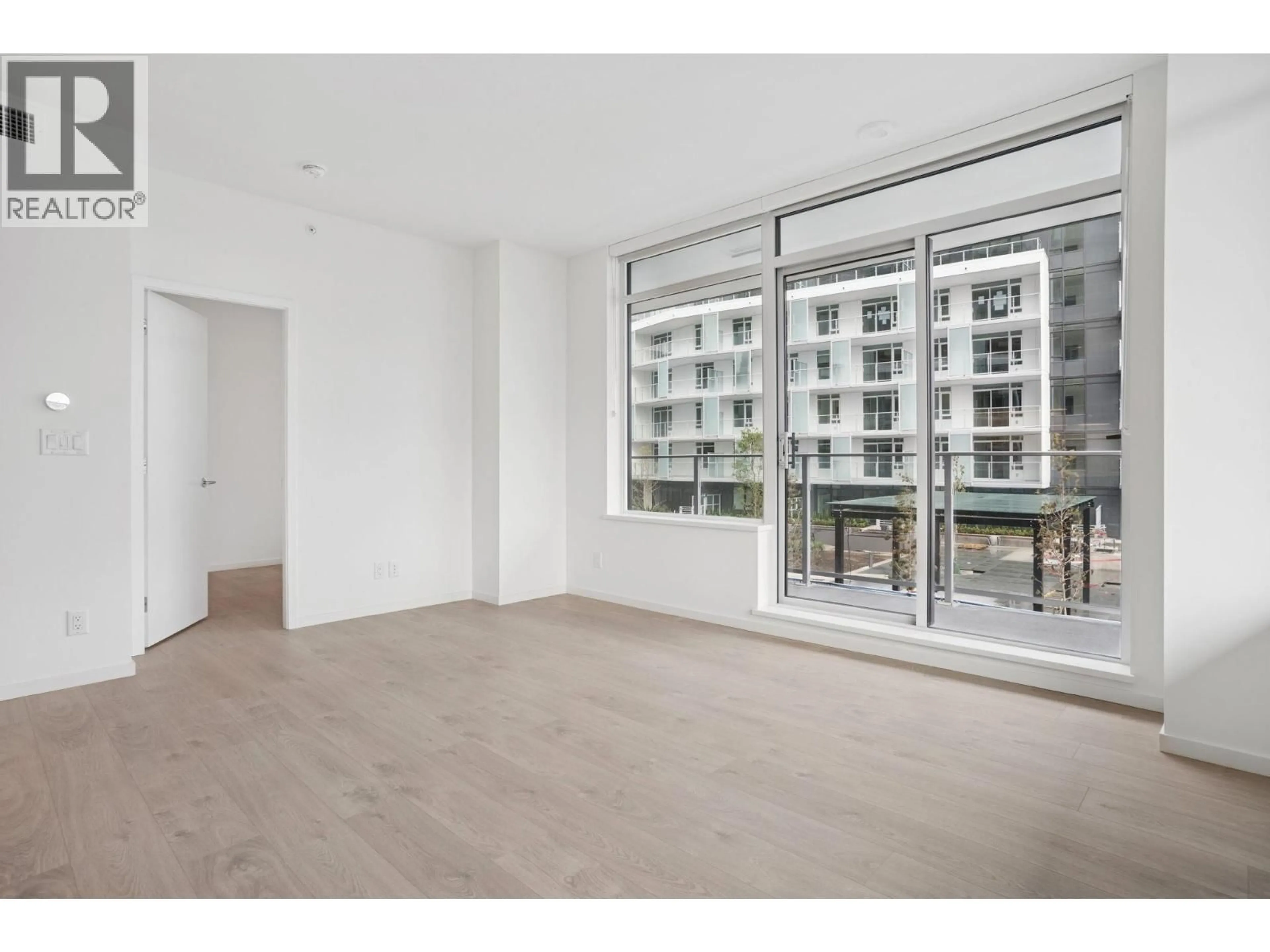 A pic of a room for 553 - 6500 MINORU BOULEVARD, Richmond British Columbia V6Y0N2