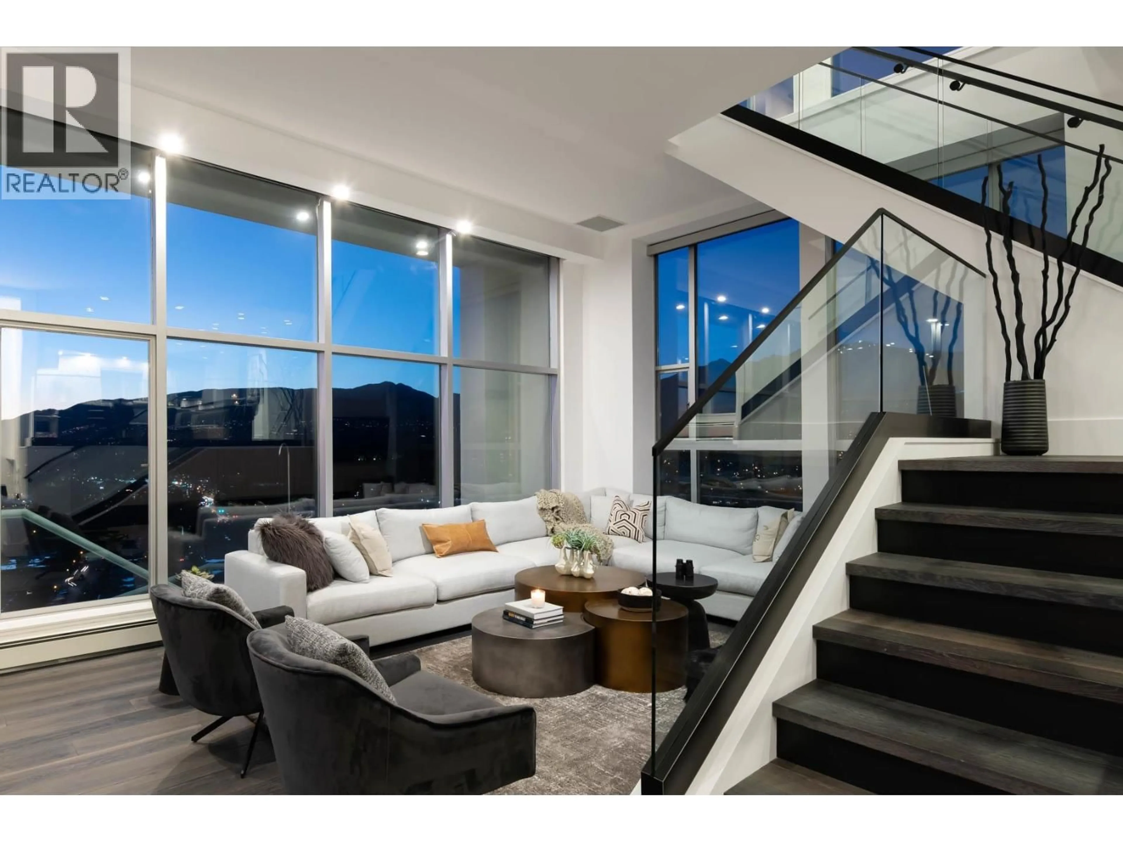 Unknown for 2901 - 120 2ND STREET, North Vancouver British Columbia V7M1C3