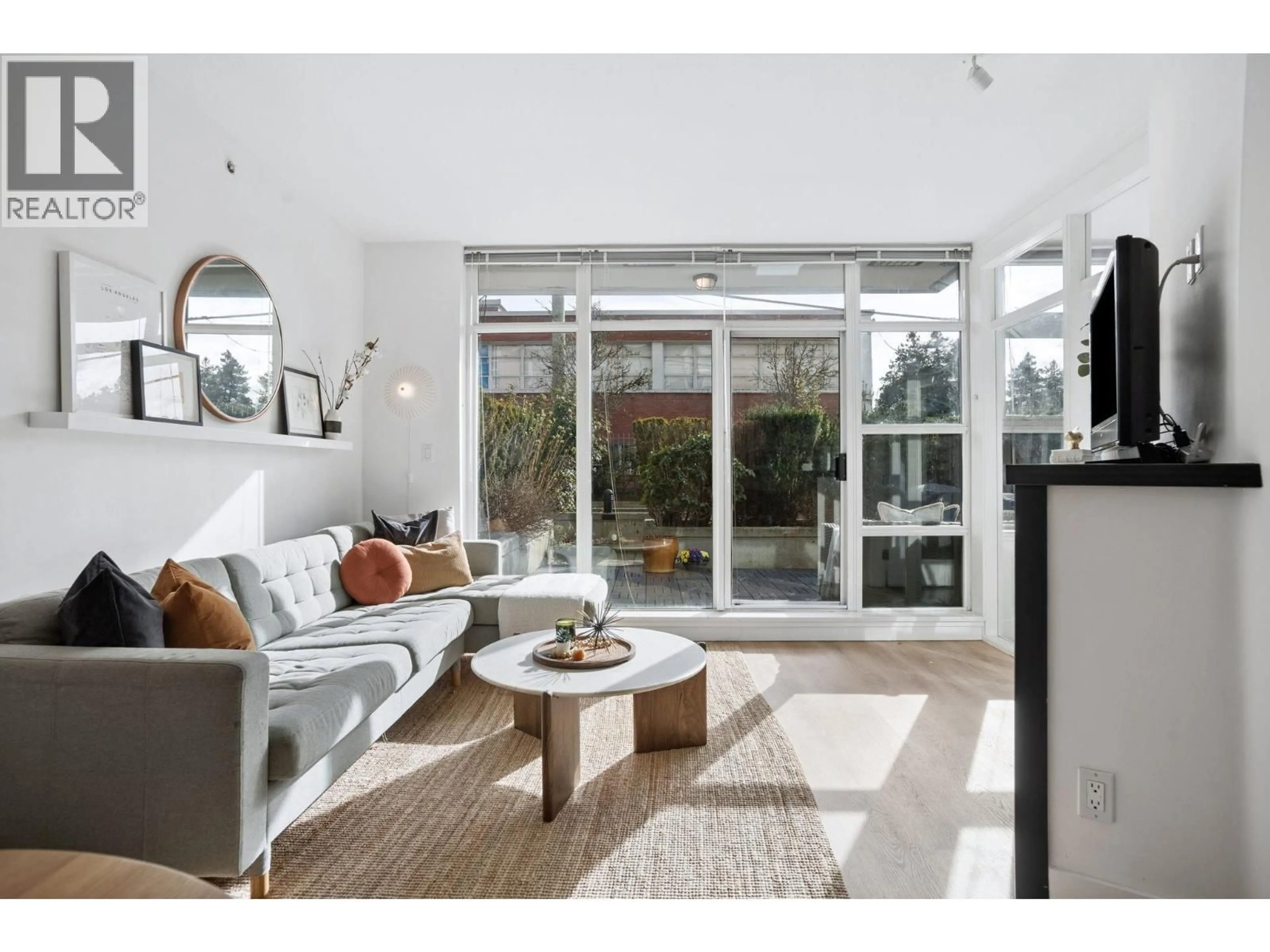 Living room with furniture, unknown for 203 - 298 11TH AVENUE, Vancouver British Columbia V5T0A2