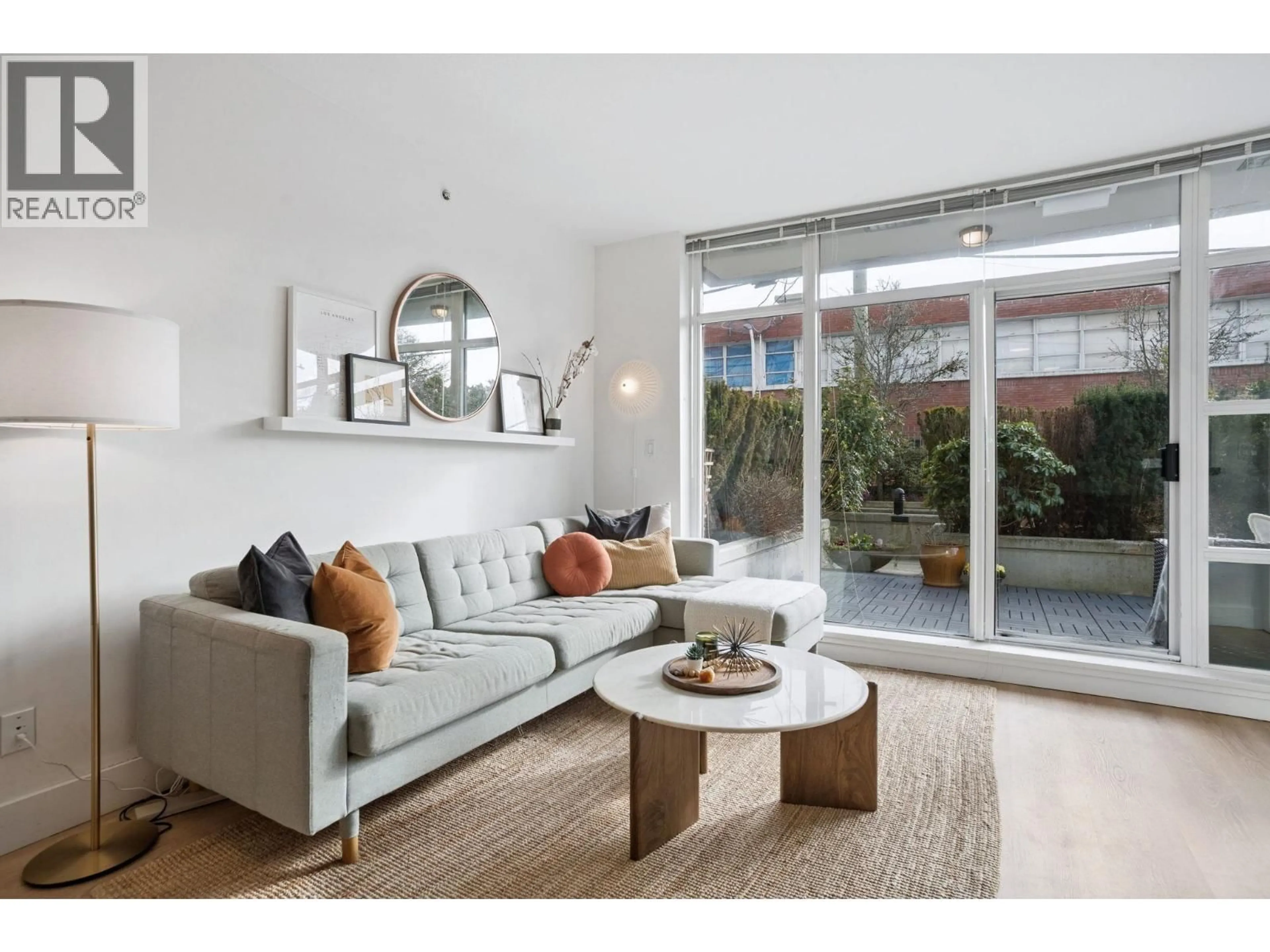 Living room with furniture, unknown for 203 - 298 11TH AVENUE, Vancouver British Columbia V5T0A2