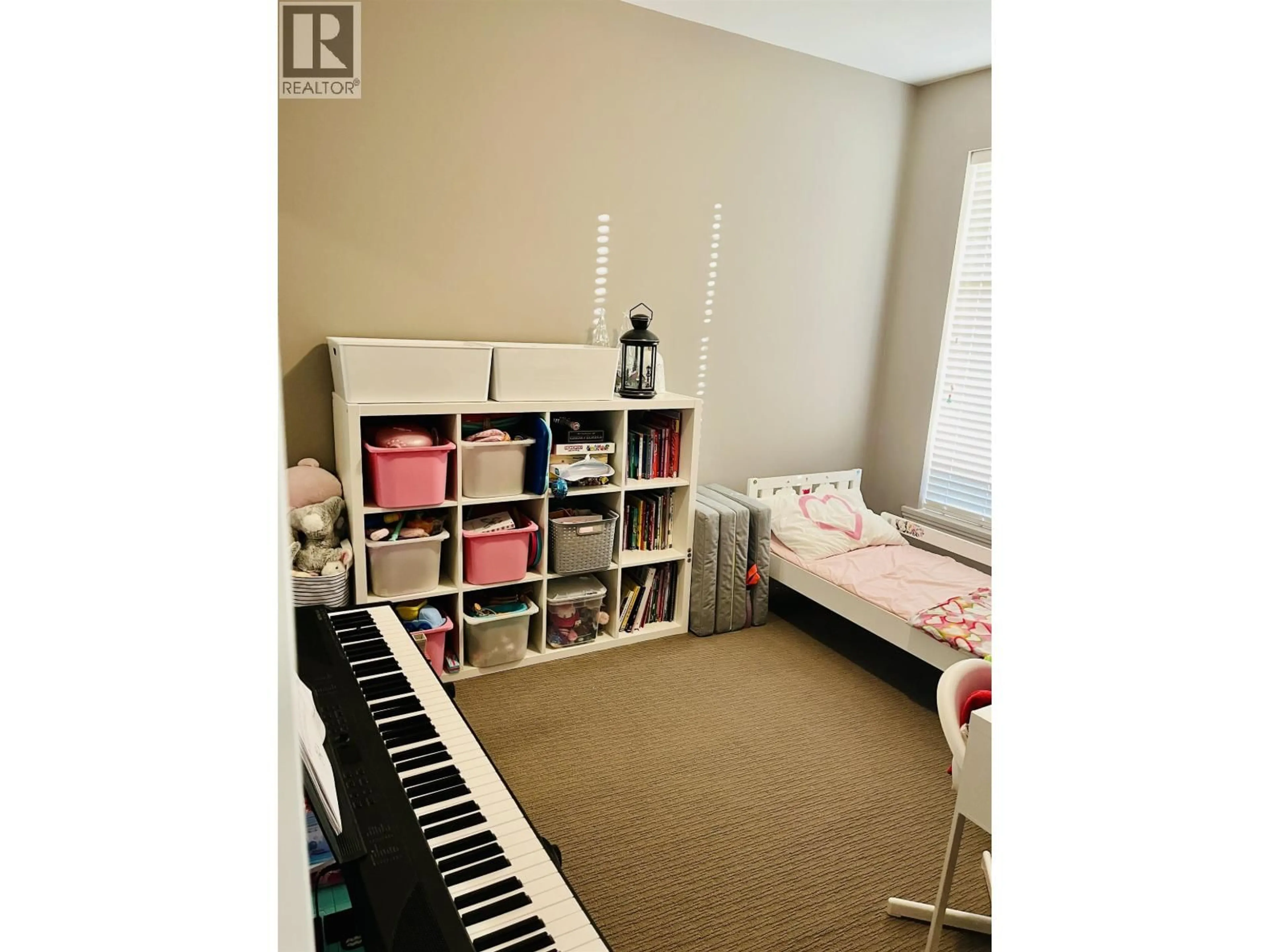 A pic of a room for 416 - 2343 ATKINS AVENUE, Port Coquitlam British Columbia V3C1Y7