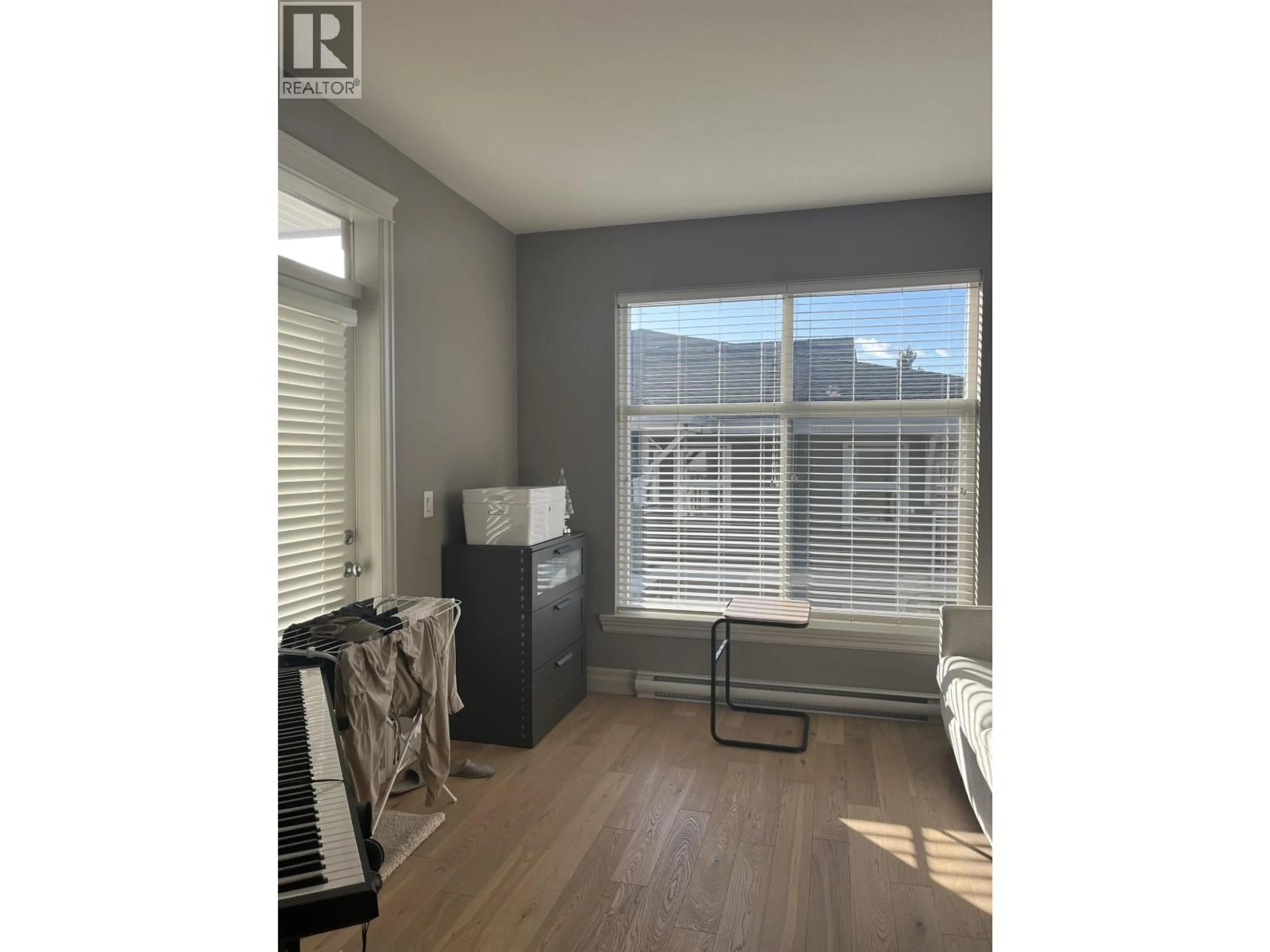 A pic of a room for 416 - 2343 ATKINS AVENUE, Port Coquitlam British Columbia V3C1Y7