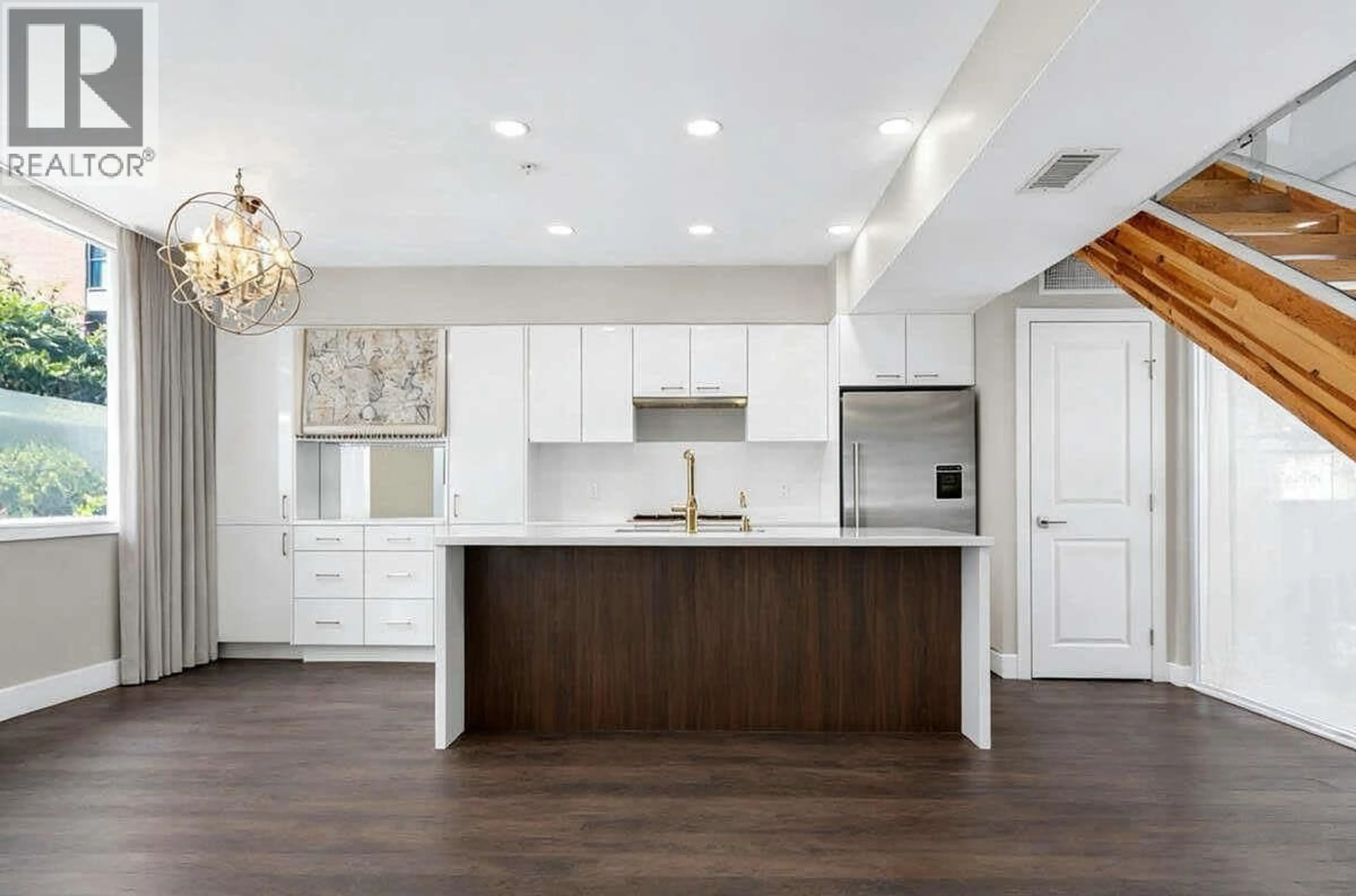 Open concept kitchen, unknown for 6395 CAMBIE STREET, Vancouver British Columbia V5Z3B2