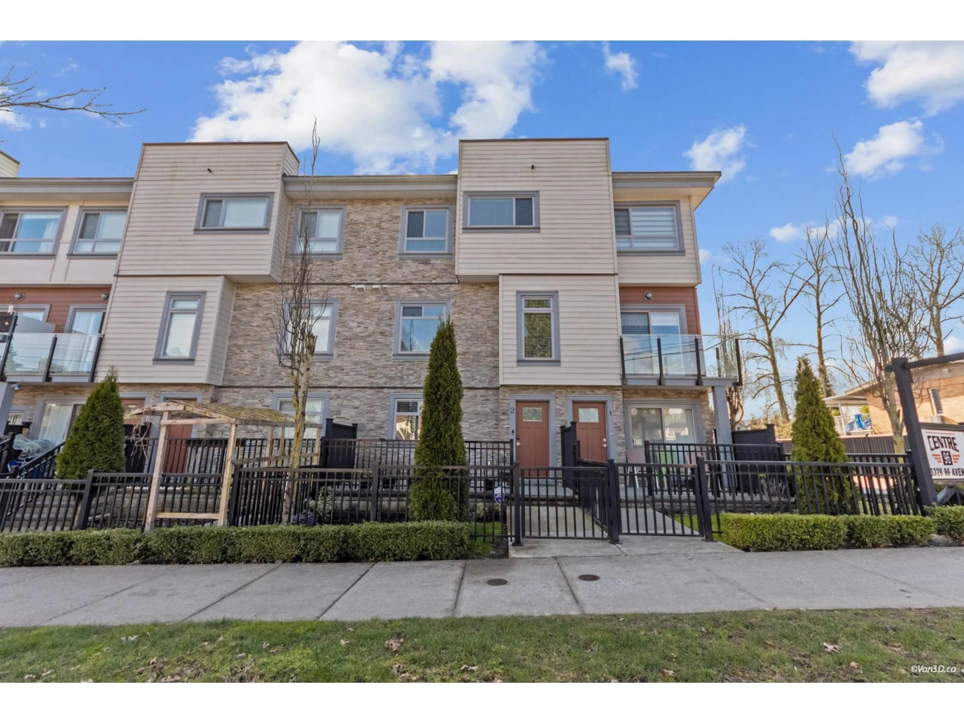 Unknown for 2 - 13328 96 AVENUE, Surrey British Columbia V3V1Y4